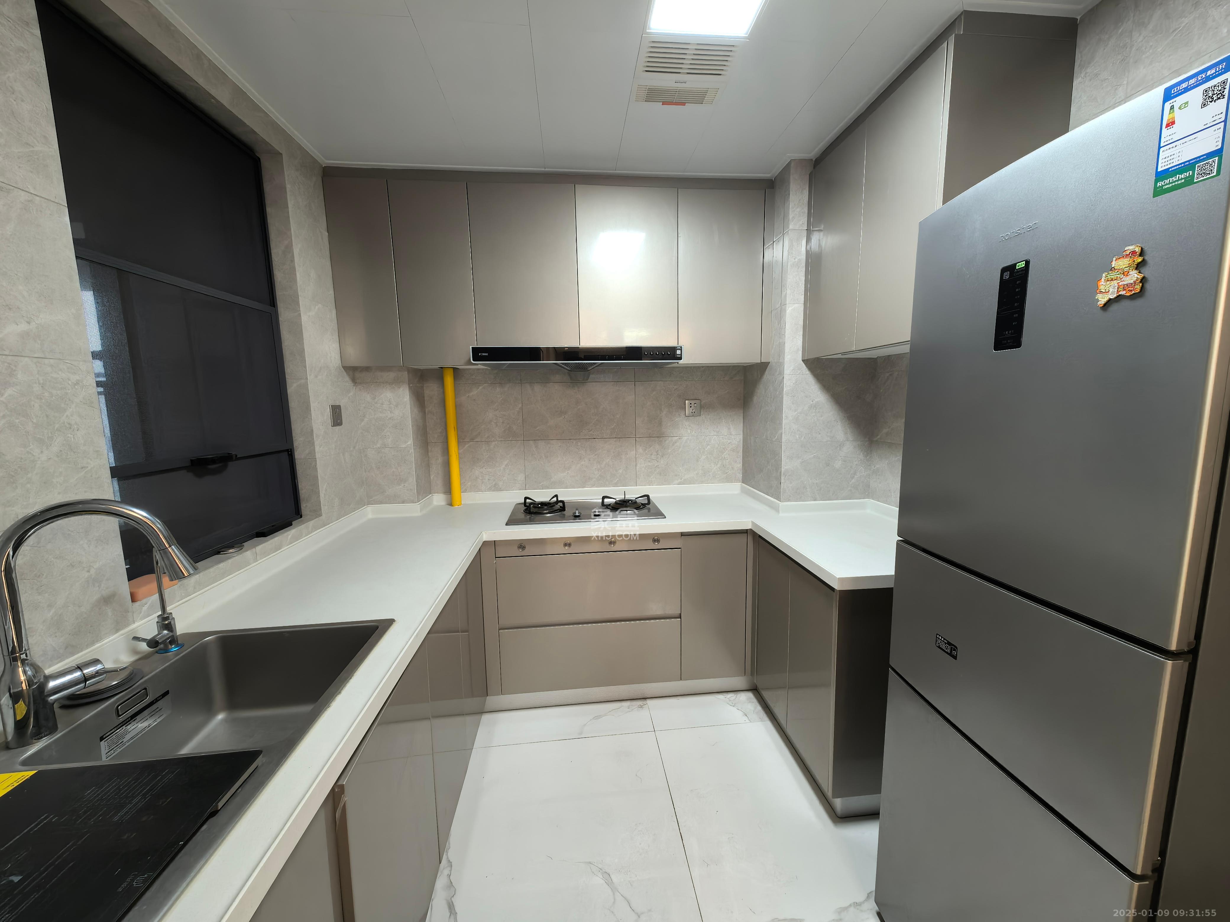 中海麓山境南区 3室2厅2卫 2900.0元/月 中海麓山境南区 3室2厅2卫 2900.0元/月室内图