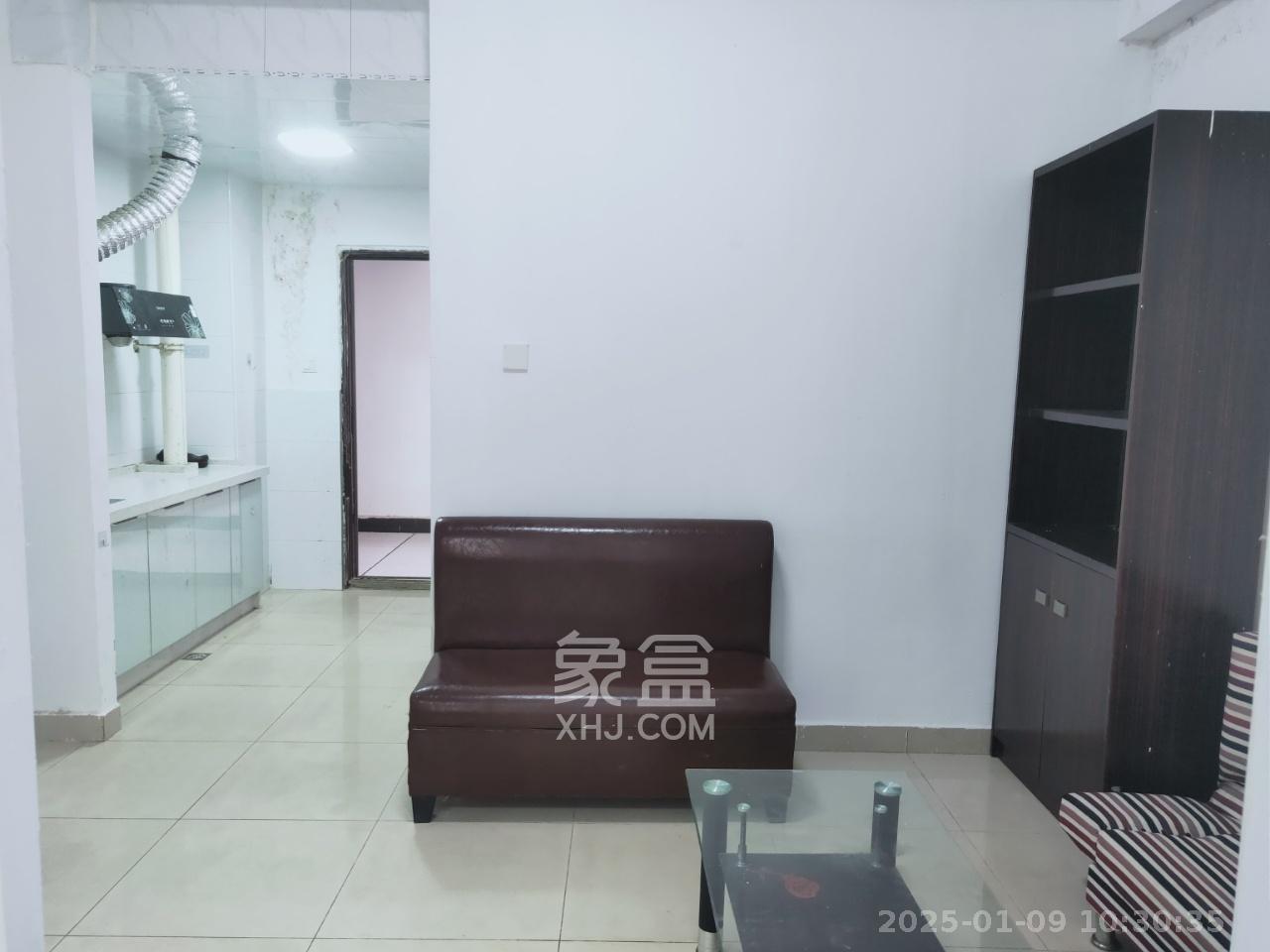 湘聚大厦 2室1厅1卫 1700.0元/月 湘聚大厦 2室1厅1卫 1700.0元/月室内图