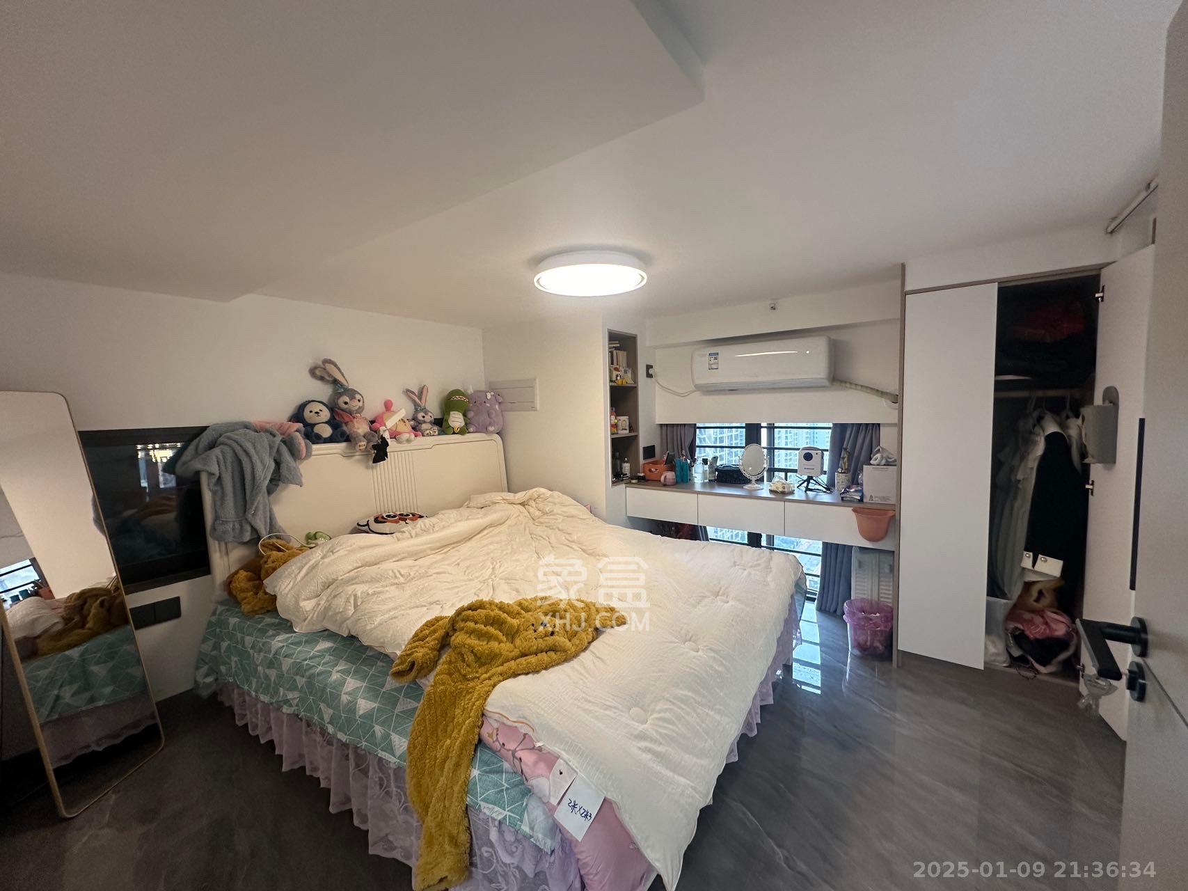 世茂璀璨天城公寓  3室2厅2卫    3600.0元/月 世茂璀璨天城公寓  3室2厅2卫    3600.0元/月室内图