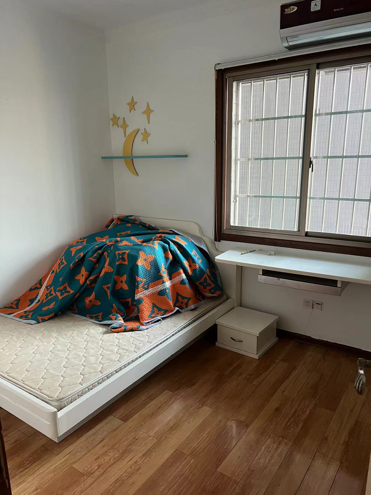 湘江风光大厦 3室2厅2卫 1500.0元/月 湘江风光大厦 3室2厅2卫 1500.0元/月室内图