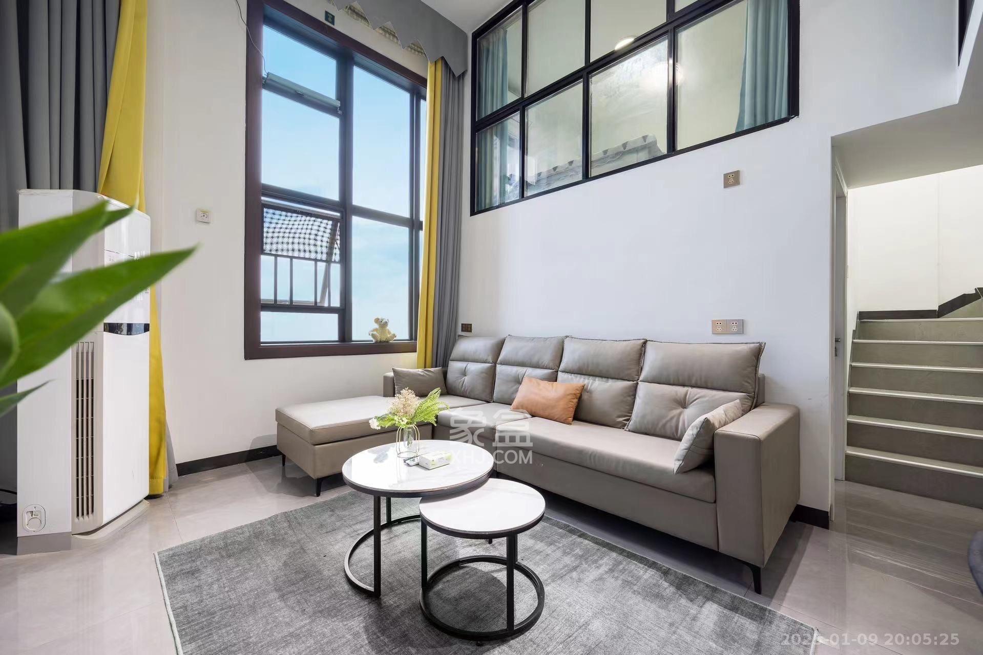 达美溪湖湾 3室1厅2卫 4000.0元/月 达美溪湖湾 3室1厅2卫 4000.0元/月室内图