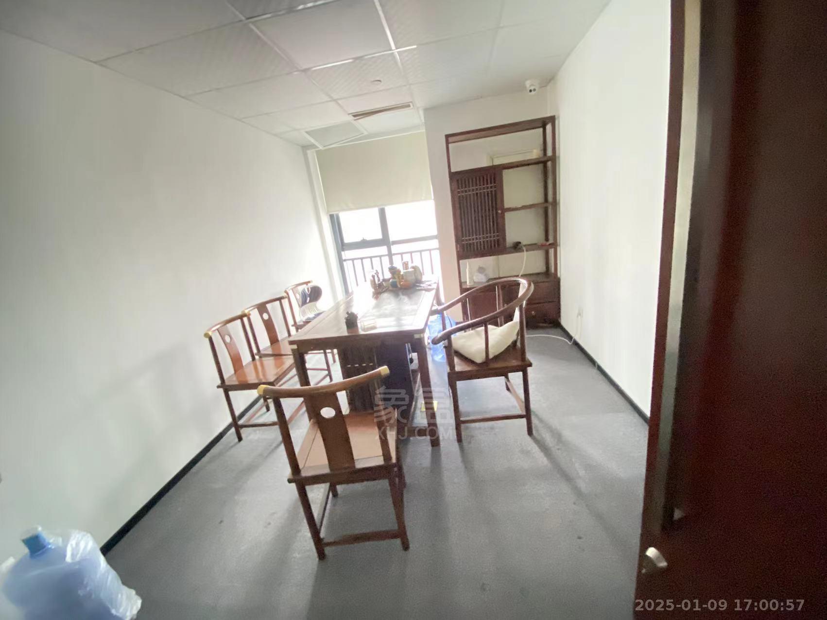 东帆国际  1室1厅1卫   12000.00元/月室内图