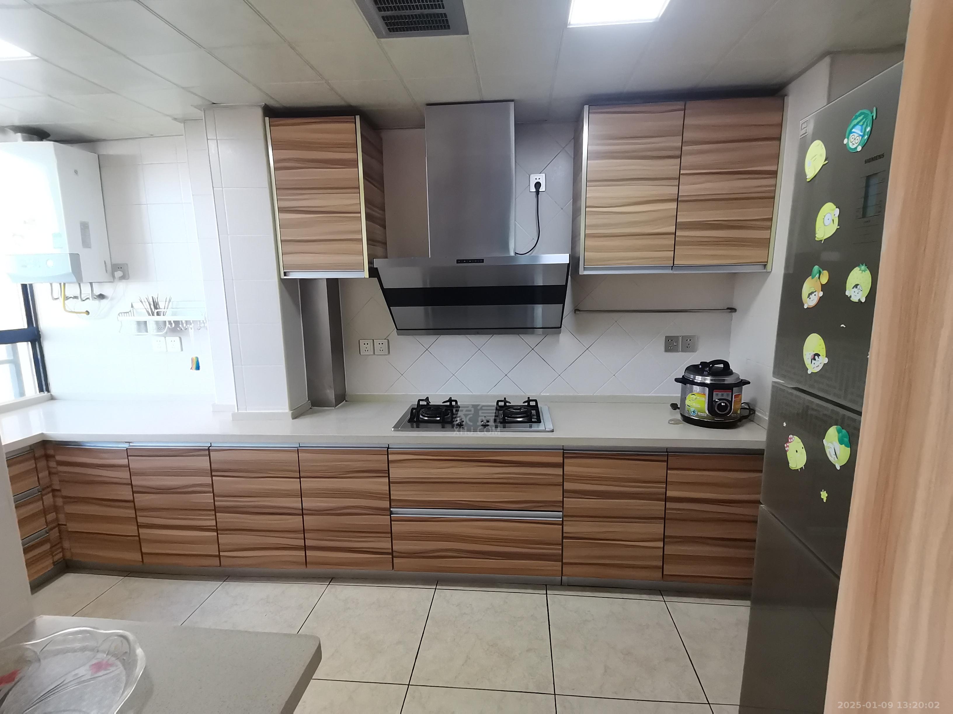 佳兆业金域天下二期 4室2厅1卫 2100.0元/月 佳兆业金域天下二期 4室2厅1卫 2100.0元/月室内图