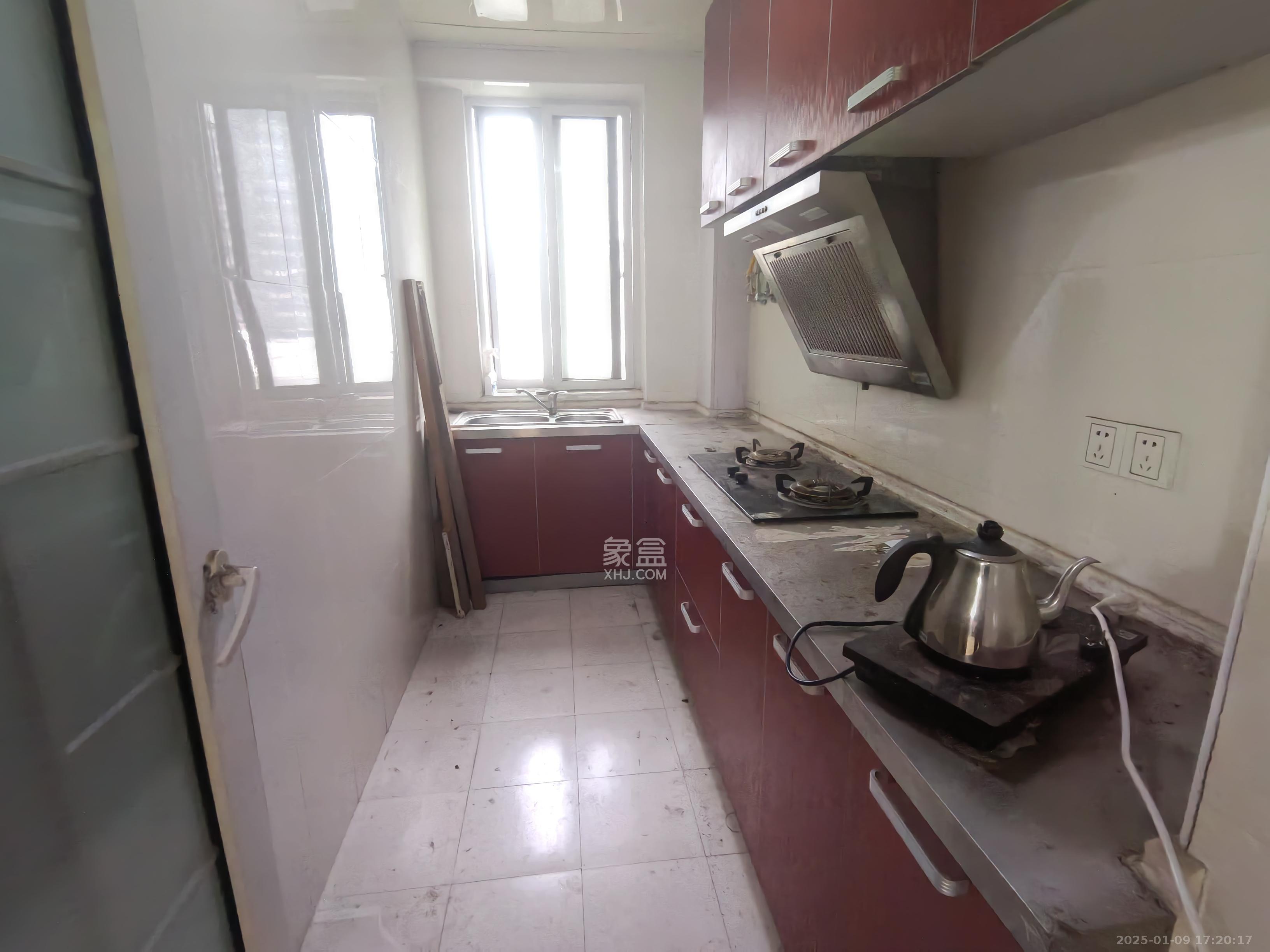 开源鑫景 3室2厅2卫 2400.0元/月 开源鑫景 3室2厅2卫 2400.0元/月室内图