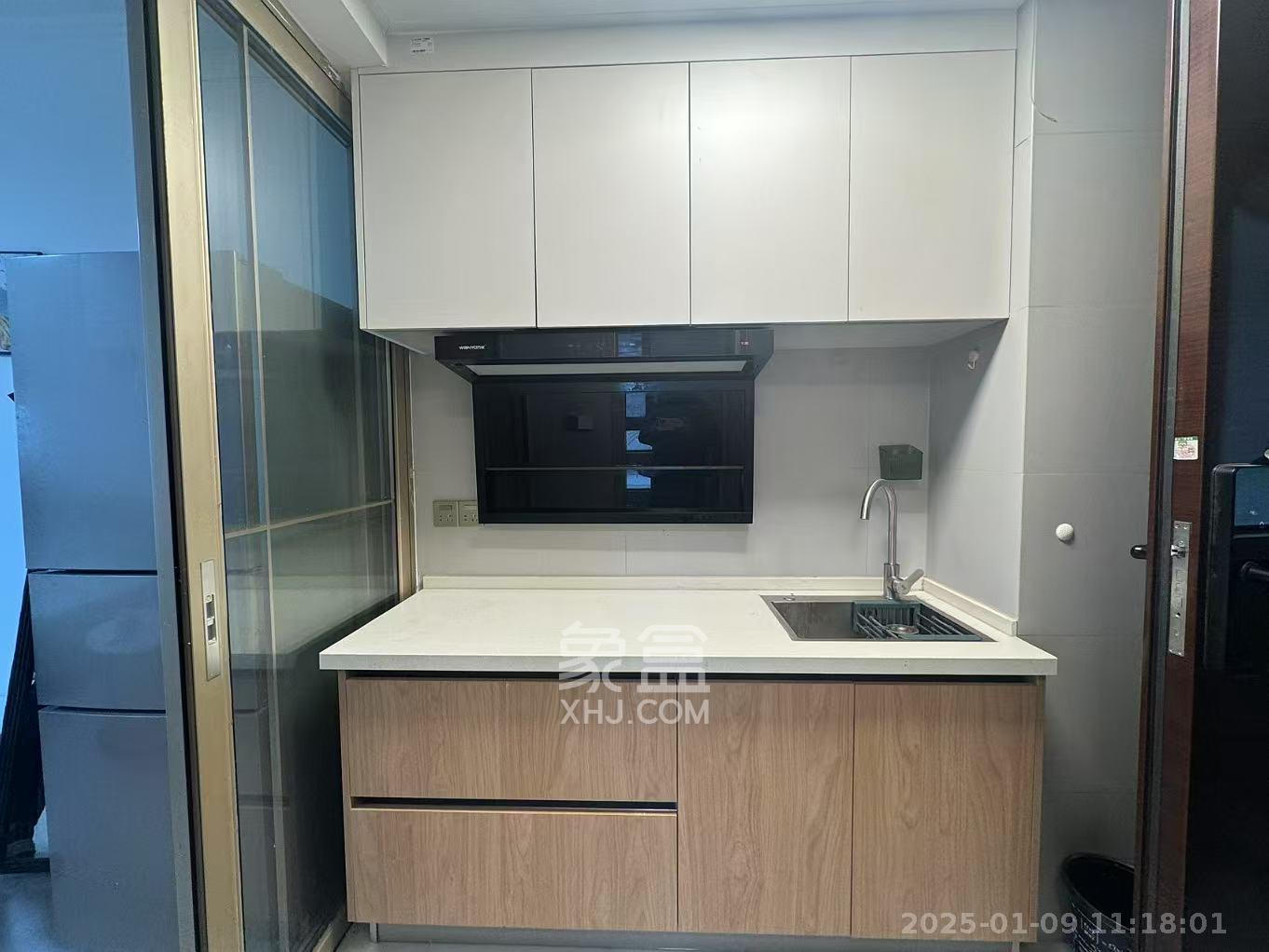 碧桂园城市之光  1室1厅1卫    1600.0元/月 碧桂园城市之光  1室1厅1卫    1600.0元/月室内图