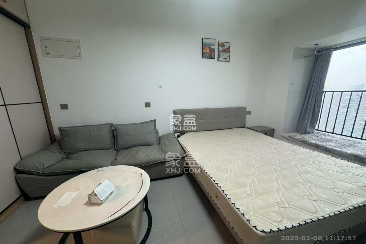 碧桂园城市之光  1室1厅1卫    1600.0元/月 碧桂园城市之光  1室1厅1卫    1600.0元/月室内图