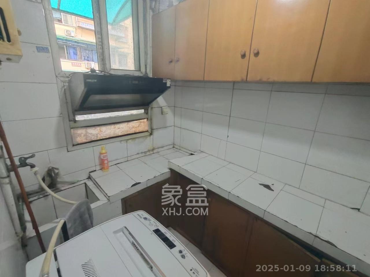 红旗区四片 2室1厅1卫 1800.0元/月 红旗区四片 2室1厅1卫 1800.0元/月室内图