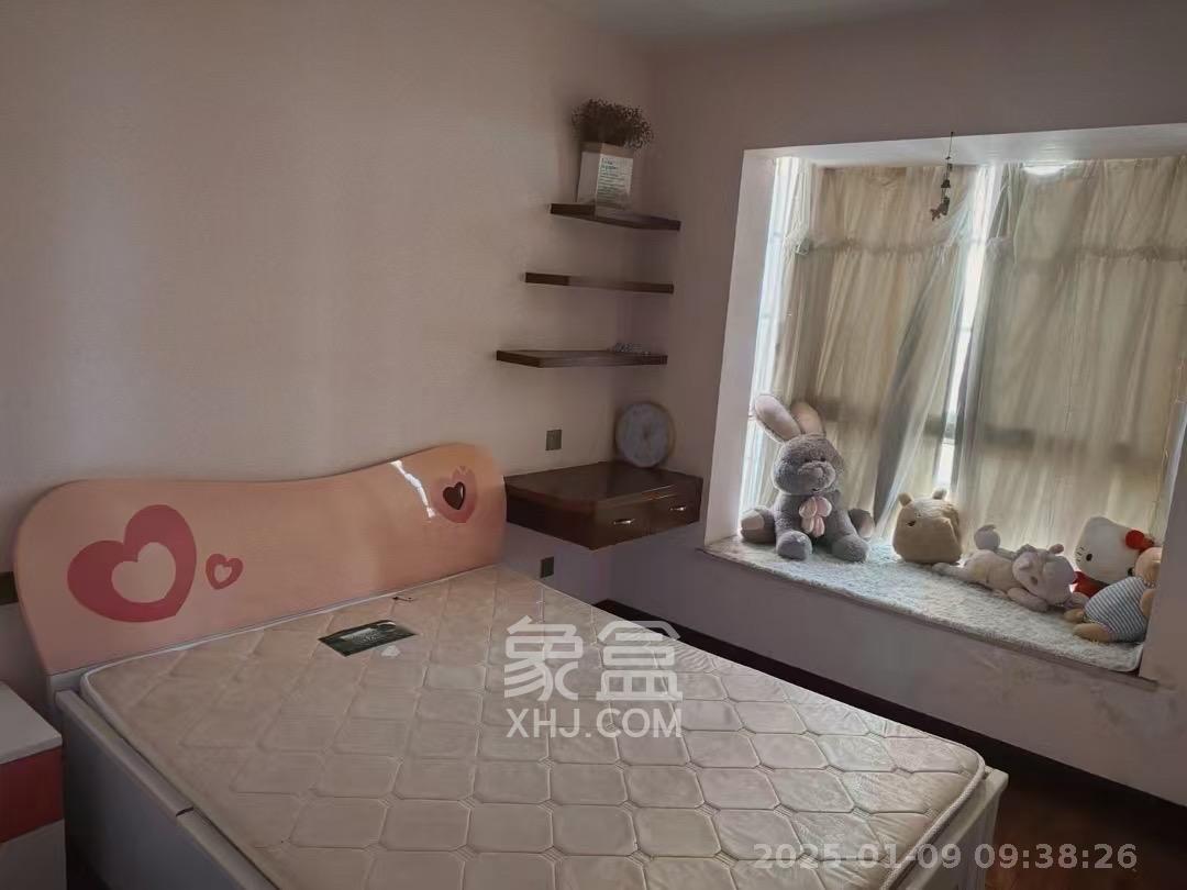 弘欣公寓  3室2厅2卫    2000.0元/月 弘欣公寓  3室2厅2卫    2000.0元/月室内图