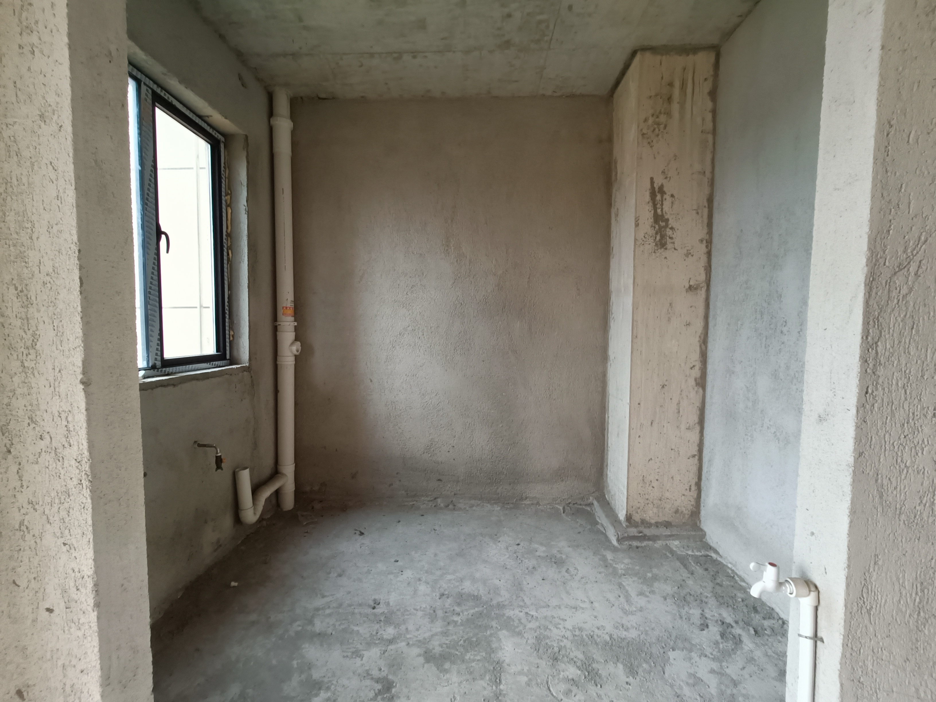 吉鸿花园 1室0厅0卫 65.0万 吉鸿花园 1室0厅0卫 65.0万客厅