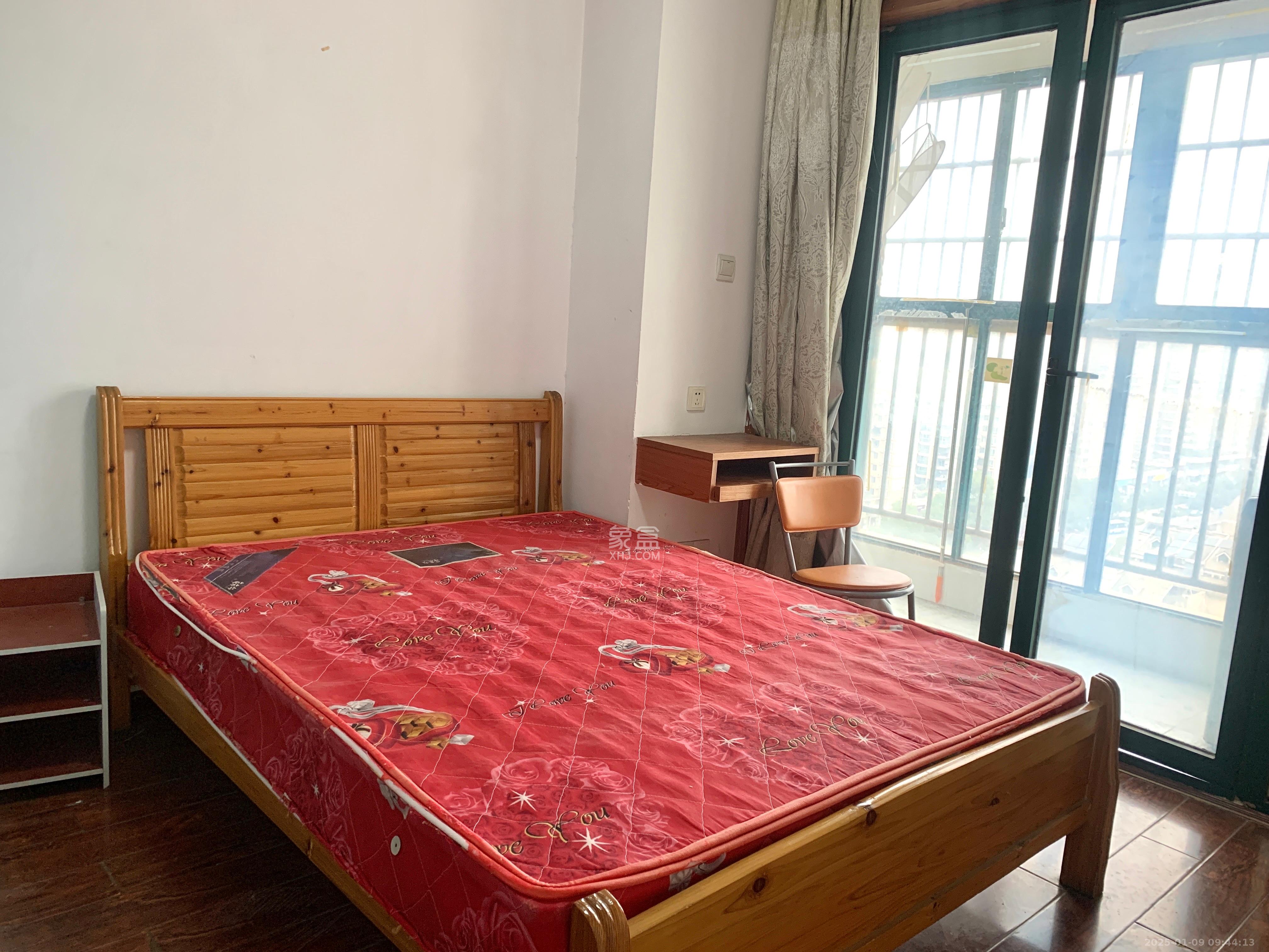 华天LOHO小镇 1室1厅1卫 1100.0元/月 华天LOHO小镇 1室1厅1卫 1100.0元/月室内图