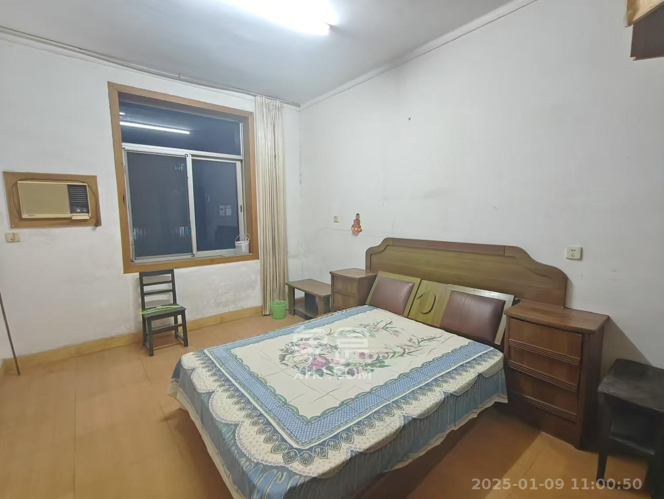 东风路散盘 1室0厅0卫 900.0元/月 东风路散盘 1室0厅0卫 900.0元/月室内图