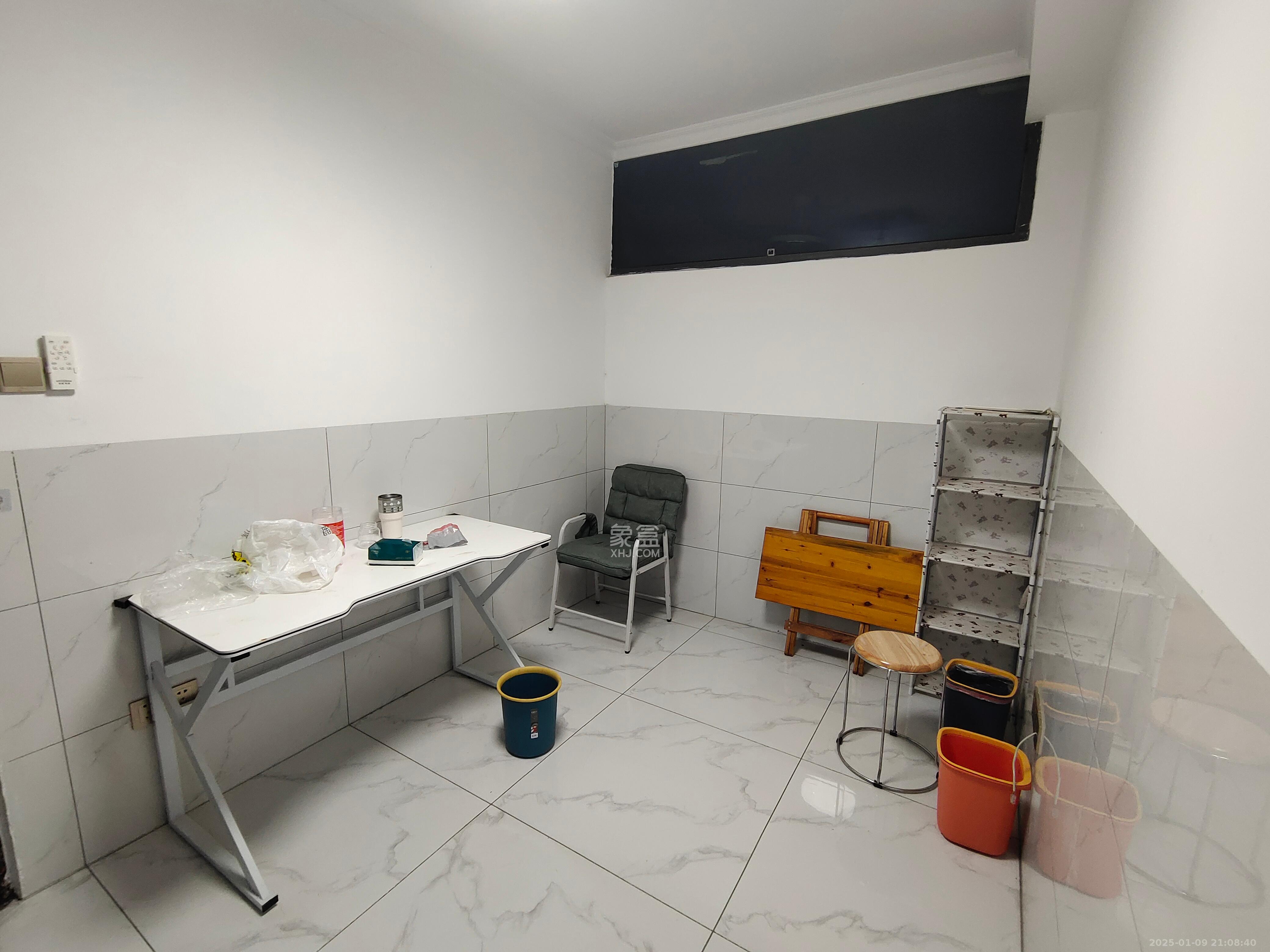 真人桥家园一期 1室1厅1卫 1200.0元/月 真人桥家园一期 1室1厅1卫 1200.0元/月室内图