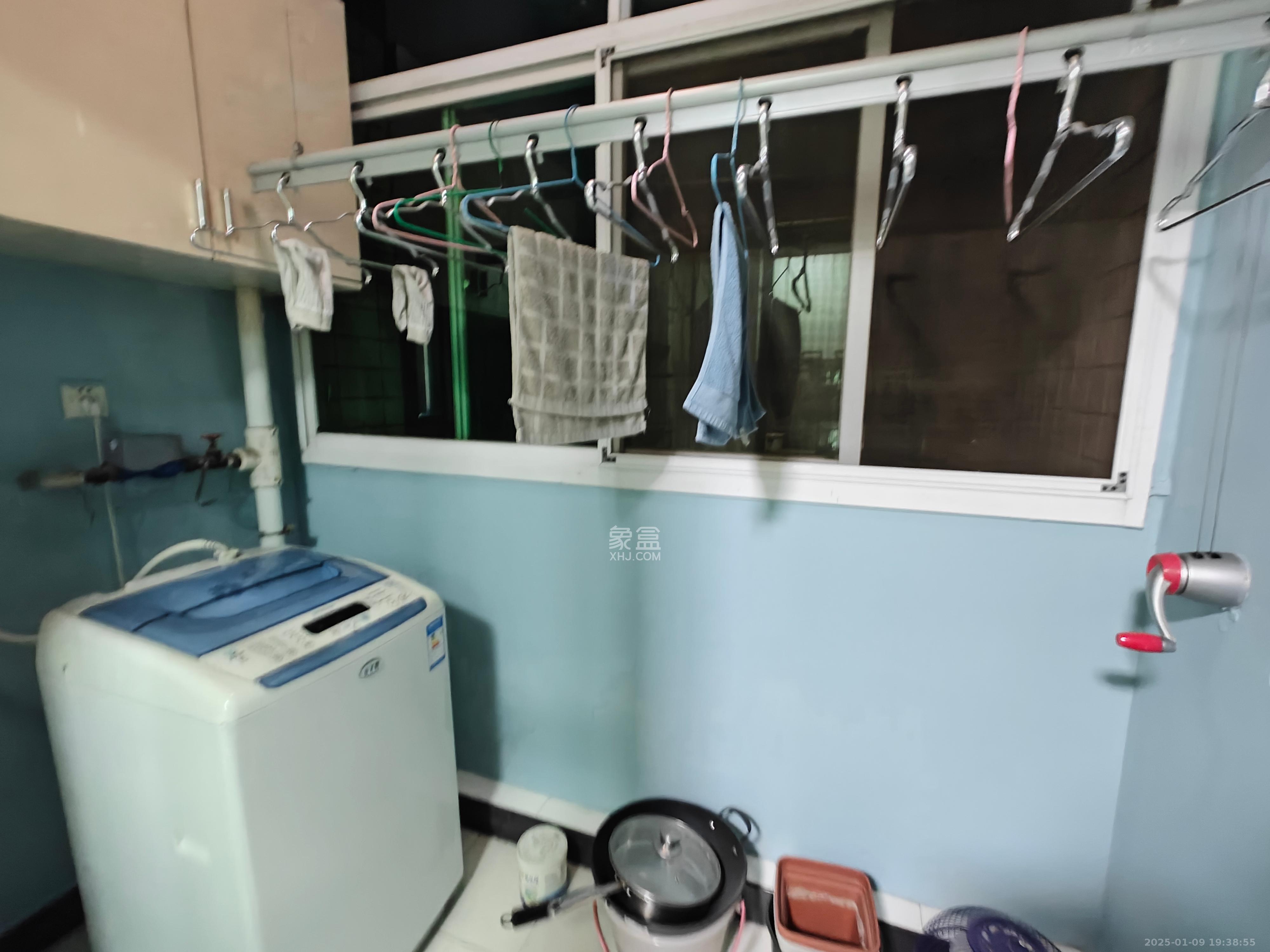 名都花园  2室2厅1卫    2500.0元/月 名都花园  2室2厅1卫    2500.0元/月室内图