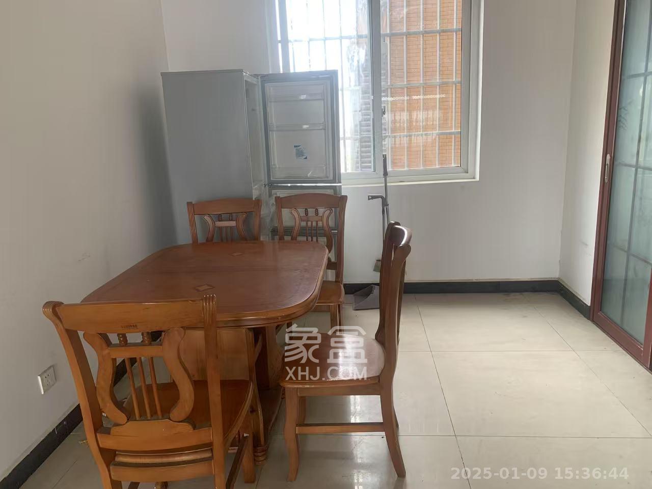 湘府十城(汇财御景湾新寓,汇财国际) 3室2厅2卫 2200.0元/月 湘府十城(汇财御景湾新寓,汇财国际) 3室2厅2卫 2200.0元/月室内图