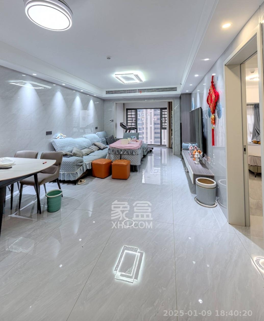 阳光城尚东湾愉景苑 3室2厅2卫 3500.0元/月 阳光城尚东湾愉景苑 3室2厅2卫 3500.0元/月室内图