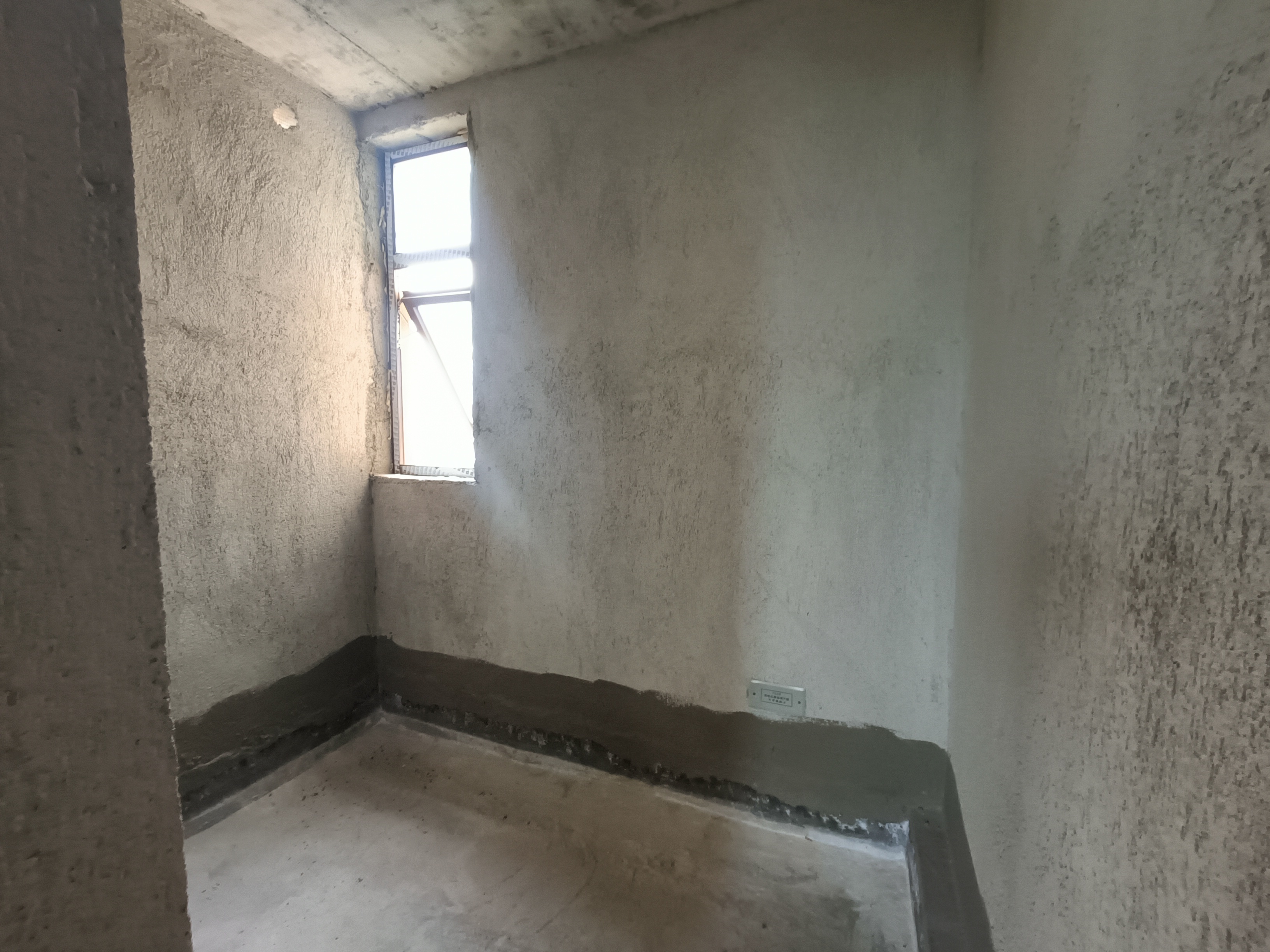 吉鸿花园 1室0厅0卫 65.0万 吉鸿花园 1室0厅0卫 65.0万客厅