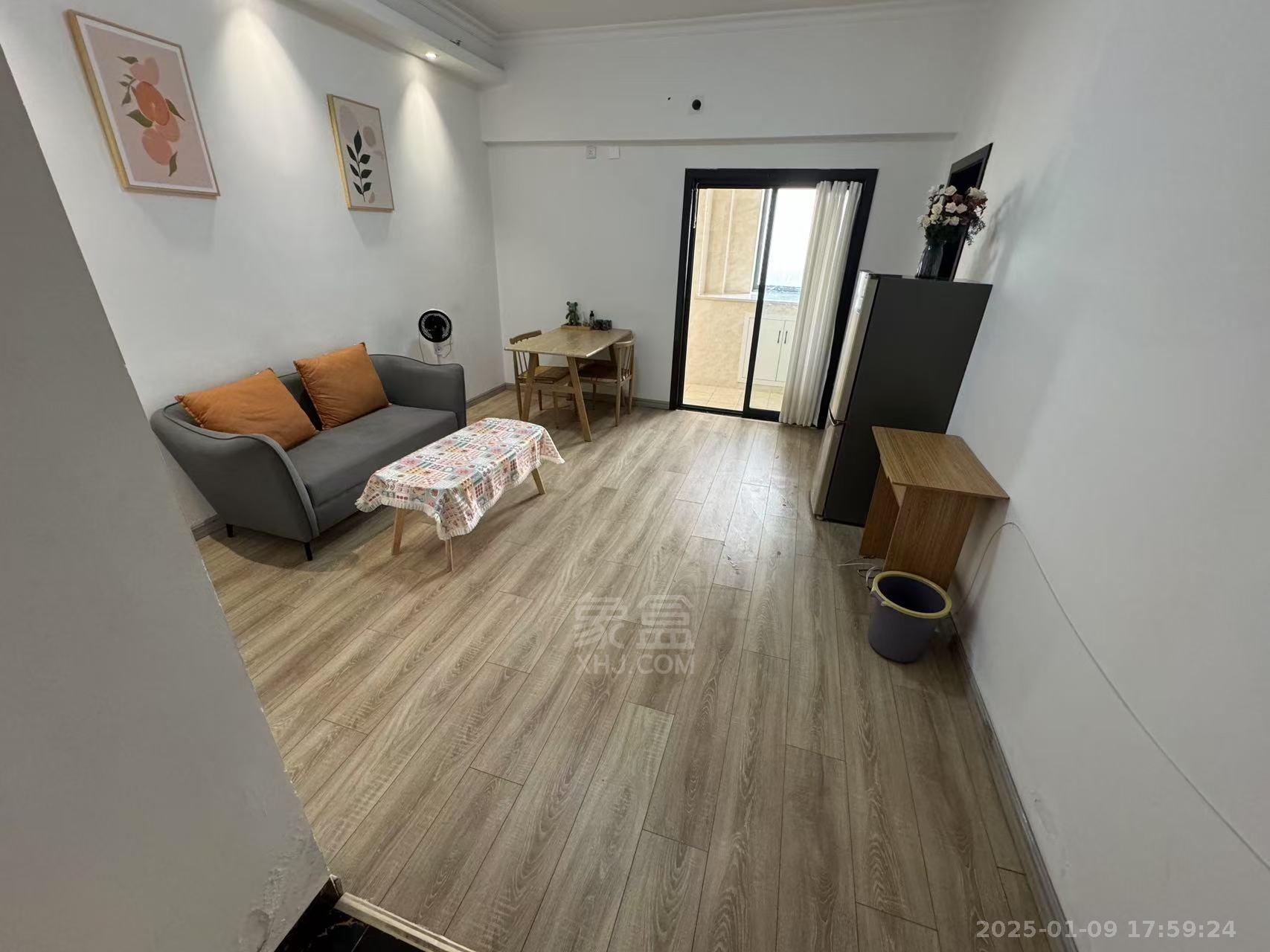 东城商业广场(东成) 1室1厅1卫 1500.0元/月 东城商业广场(东成) 1室1厅1卫 1500.0元/月室内图