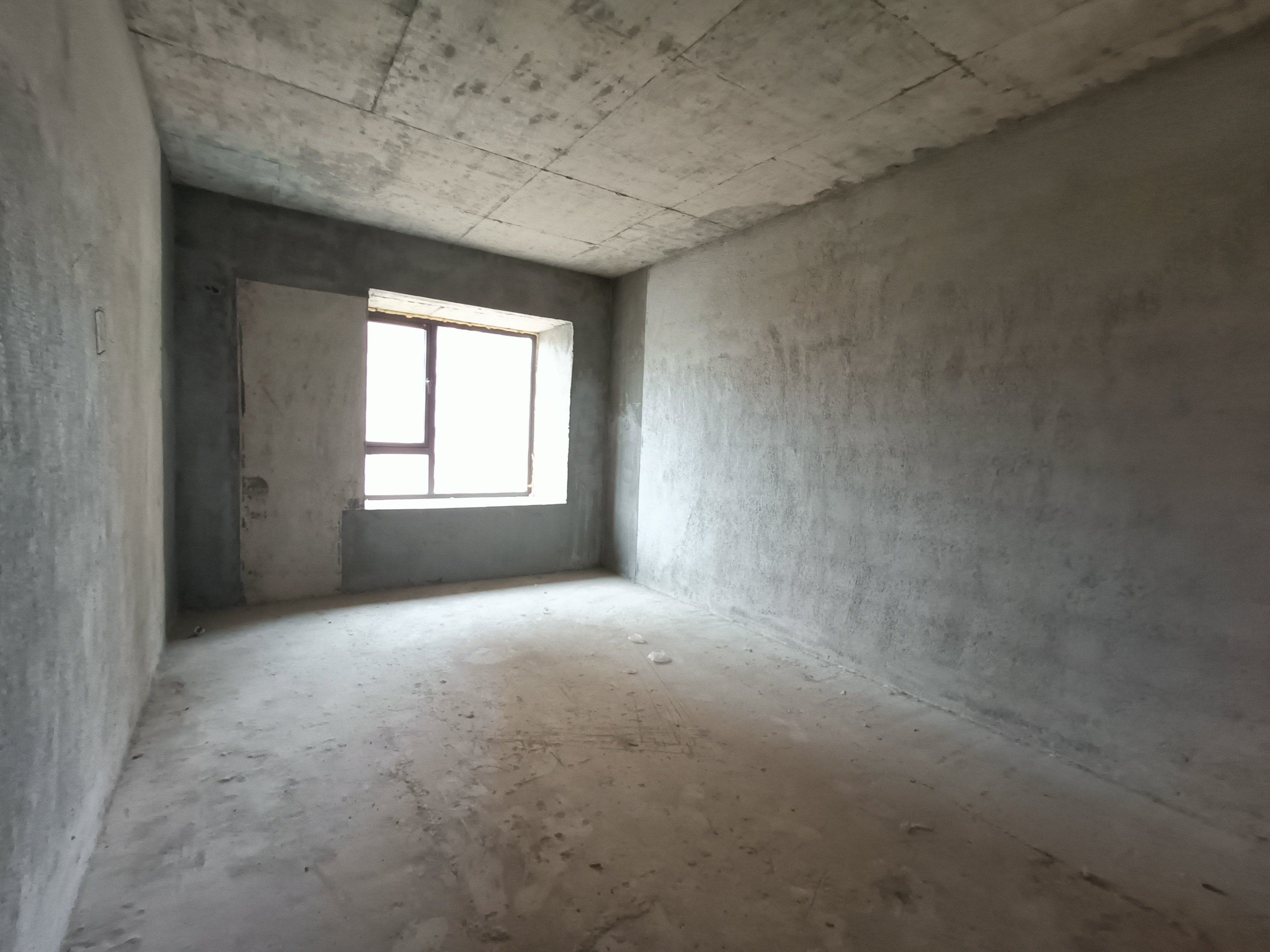 吉鸿花园 3室2厅2卫 60.0万 吉鸿花园 3室2厅2卫 60.0万客厅