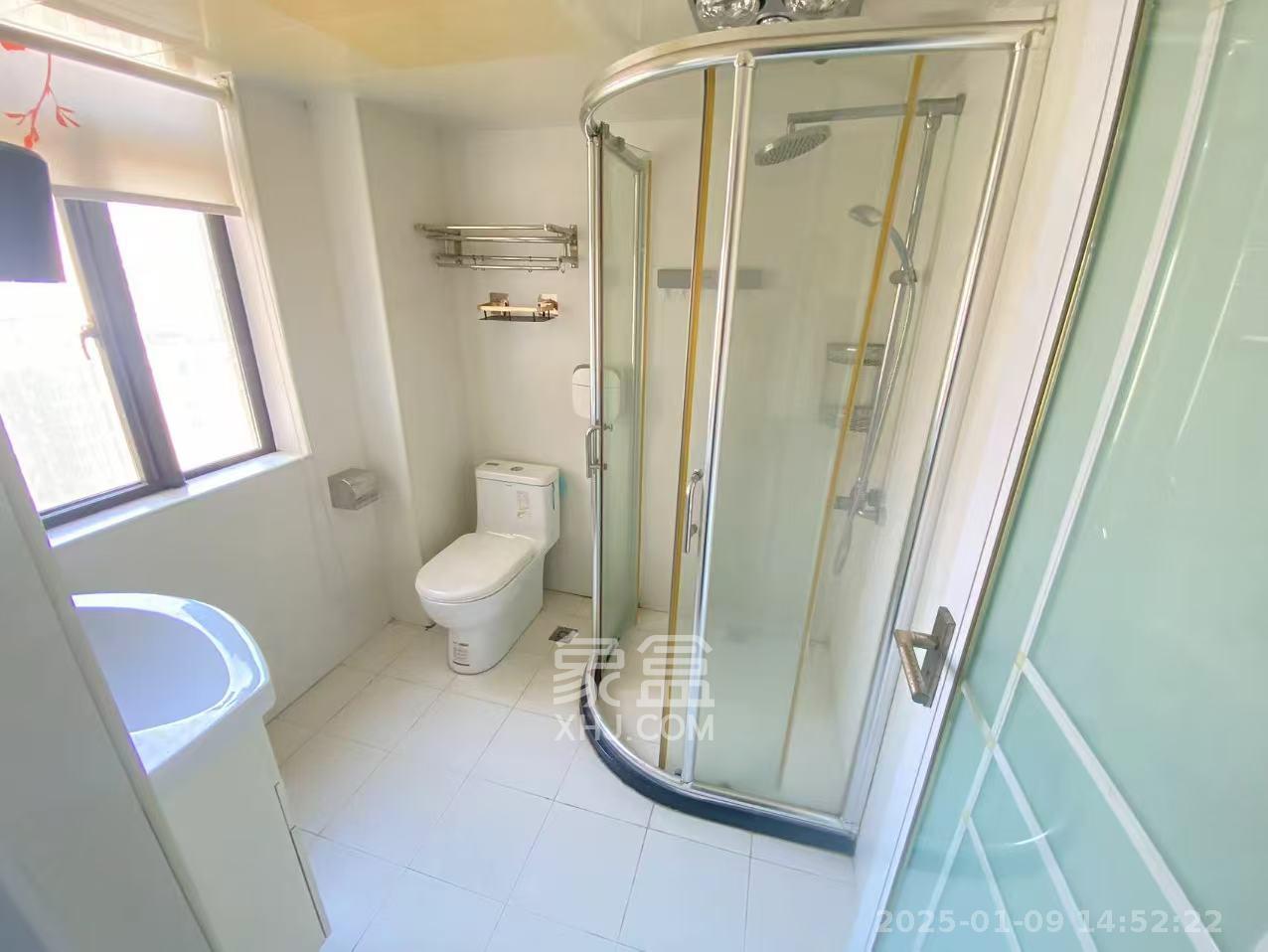 钱隆樽品(一、二、三期) 4室2厅2卫 4500.0元/月 钱隆樽品(一、二、三期) 4室2厅2卫 4500.0元/月室内图