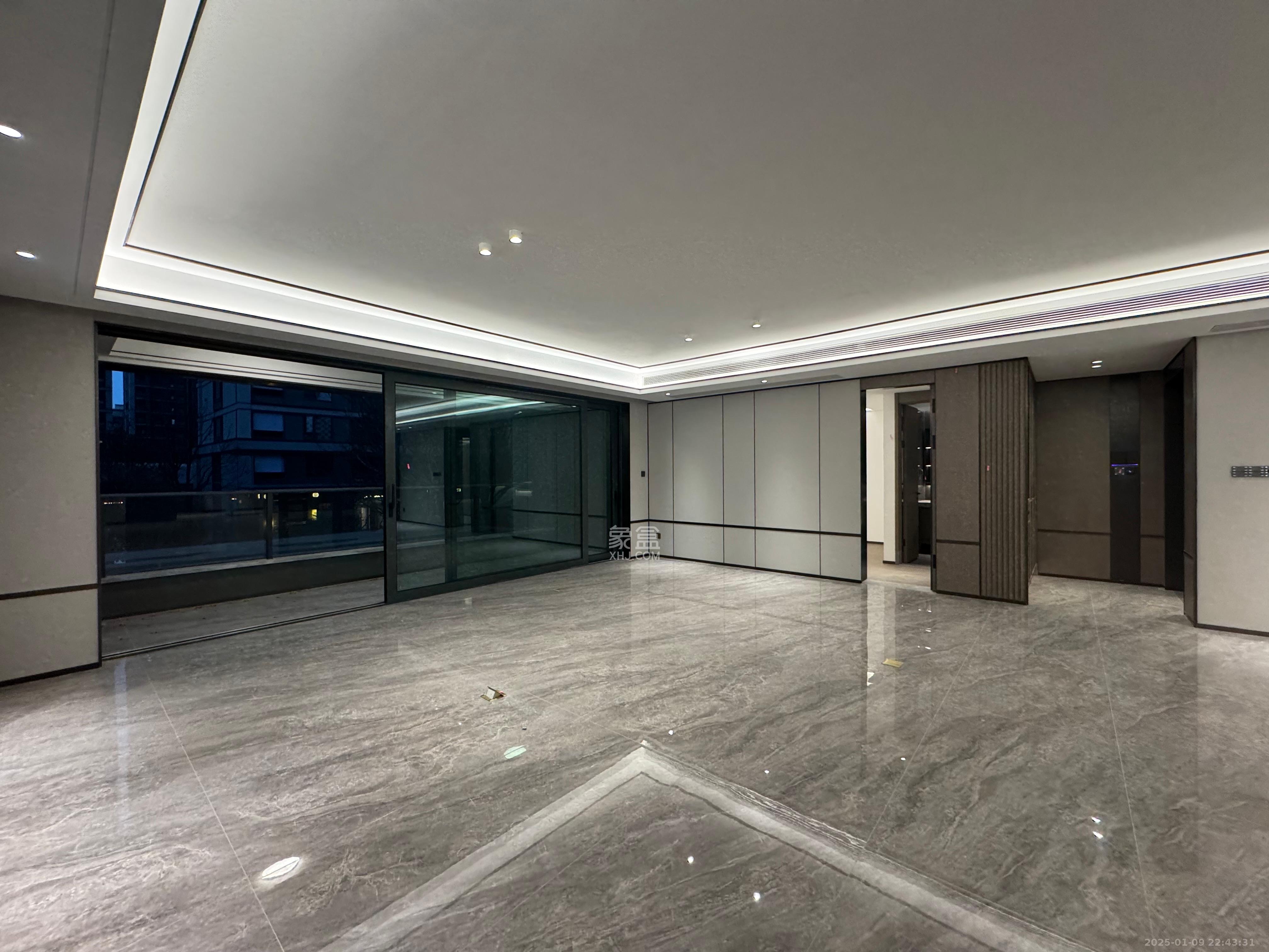 建发养云 4室2厅3卫 10000.0元/月 建发养云 4室2厅3卫 10000.0元/月室内图