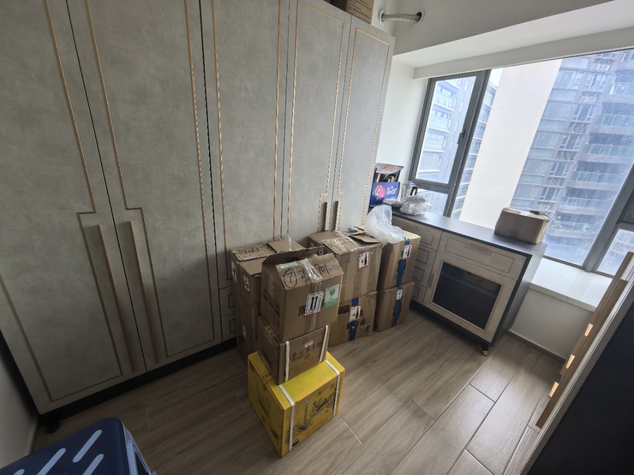 华侨城曦海岸3期 4室2厅2卫 216.0万 华侨城曦海岸3期 4室2厅2卫 216.0万室内图