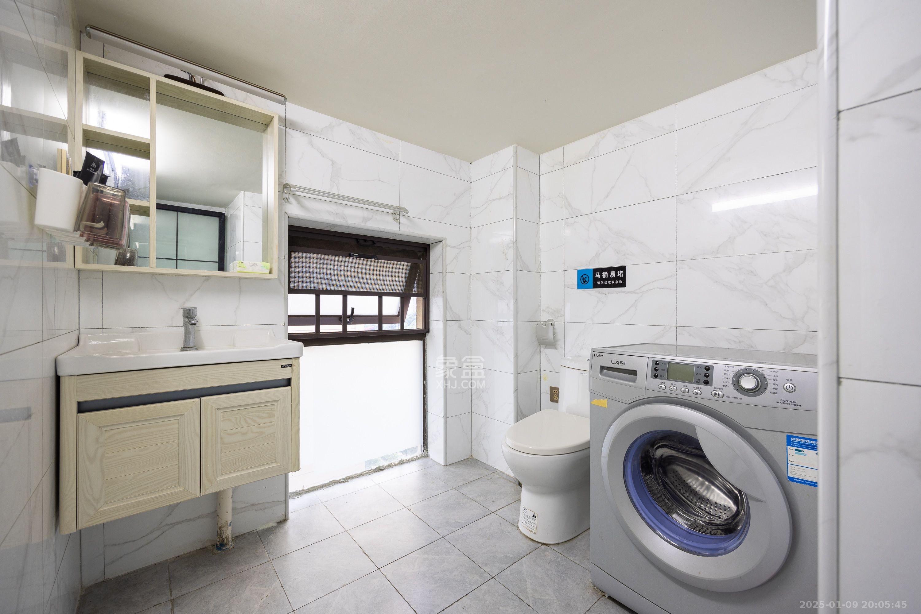 达美溪湖湾 3室1厅2卫 4000.0元/月 达美溪湖湾 3室1厅2卫 4000.0元/月室内图