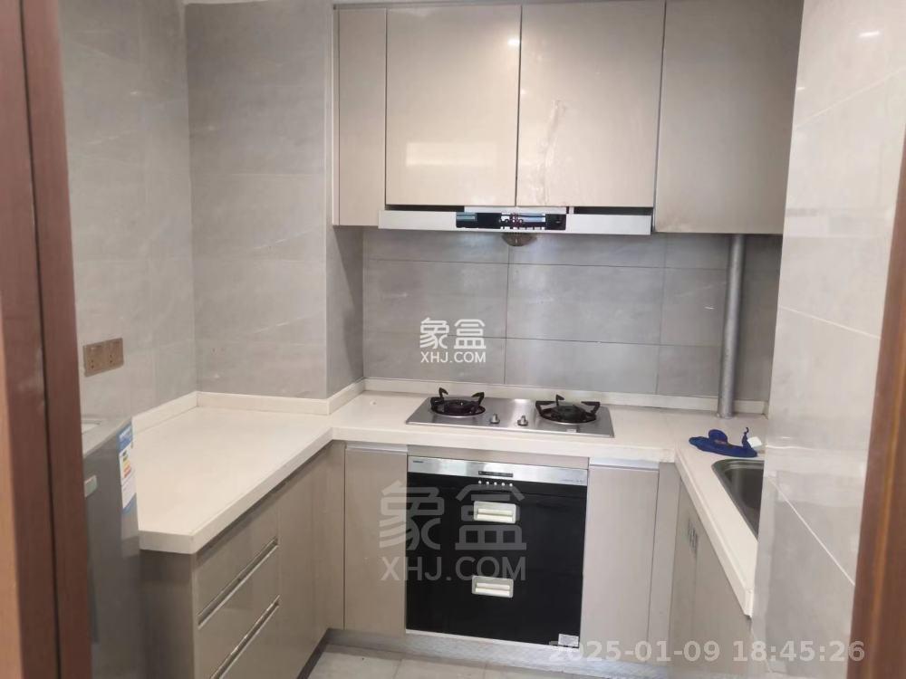 城际空间站 3室2厅2卫 1700.0元/月 城际空间站 3室2厅2卫 1700.0元/月室内图