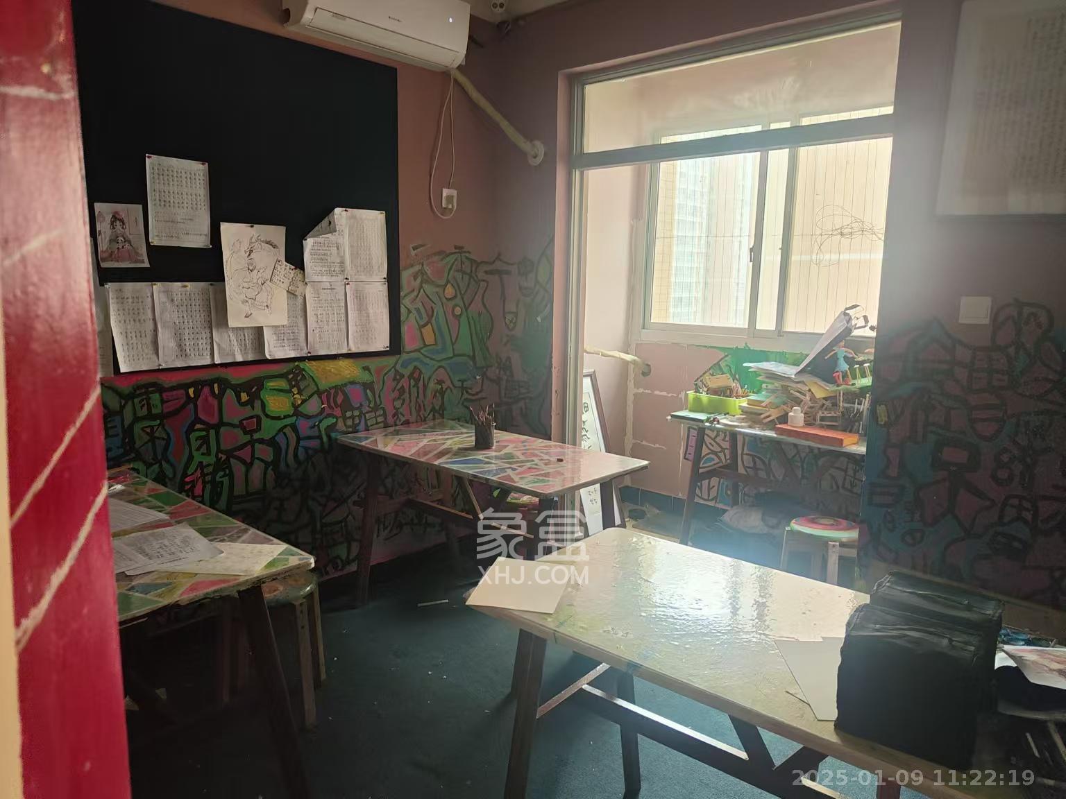 恒广国际景园一二区 3室2厅1卫 2000.0元/月 恒广国际景园一二区 3室2厅1卫 2000.0元/月室内图