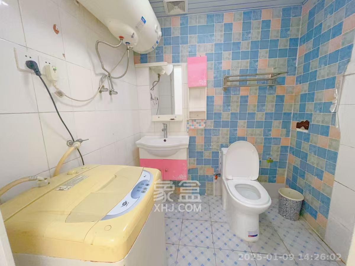 锦华时代 1室1厅1卫 1700.0元/月 锦华时代 1室1厅1卫 1700.0元/月室内图