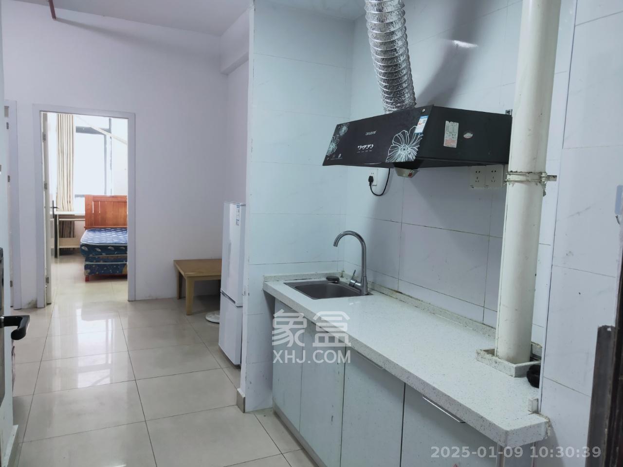 湘聚大厦 2室1厅1卫 1700.0元/月 湘聚大厦 2室1厅1卫 1700.0元/月室内图