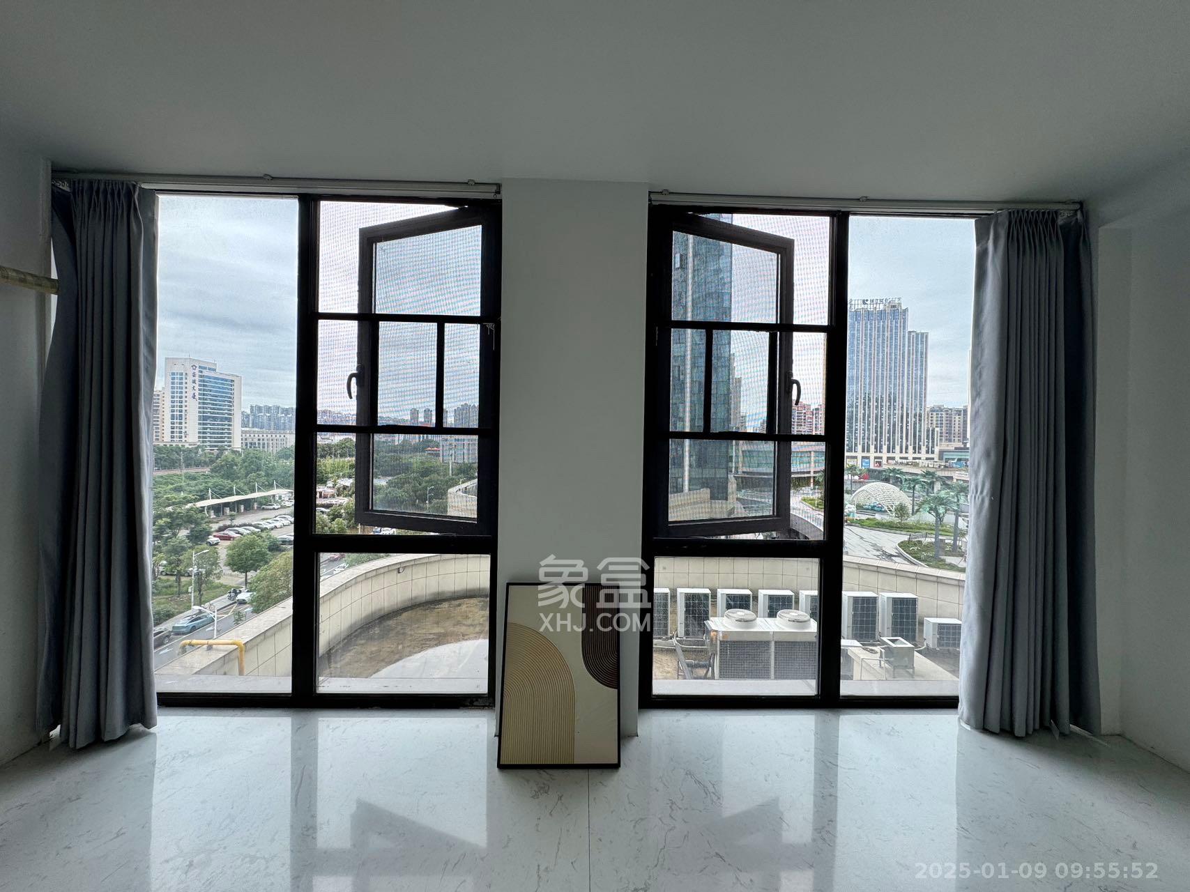 润和国际广场  2室1厅1卫    2600.0元/月 润和国际广场  2室1厅1卫    2600.0元/月室内图