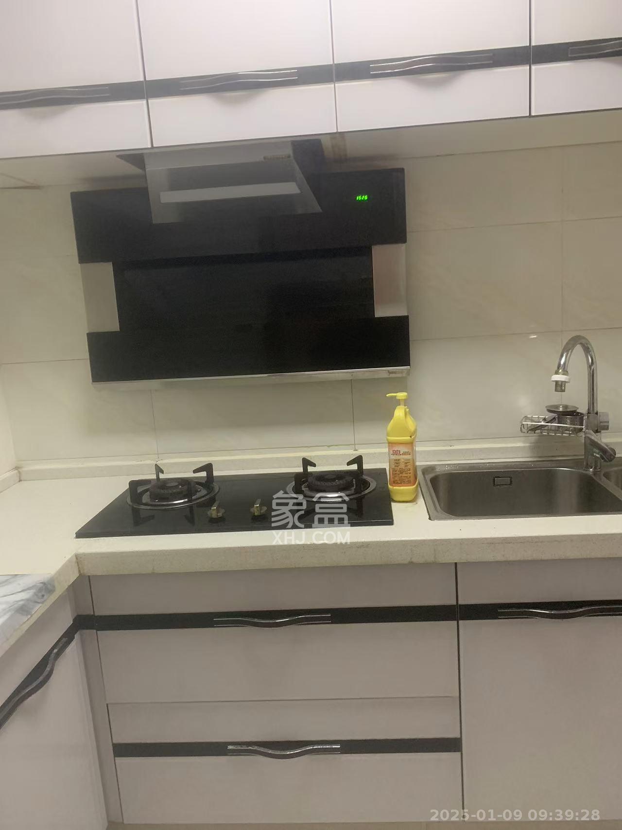 华悦城 3室2厅1卫 2200.0元/月 华悦城 3室2厅1卫 2200.0元/月室内图