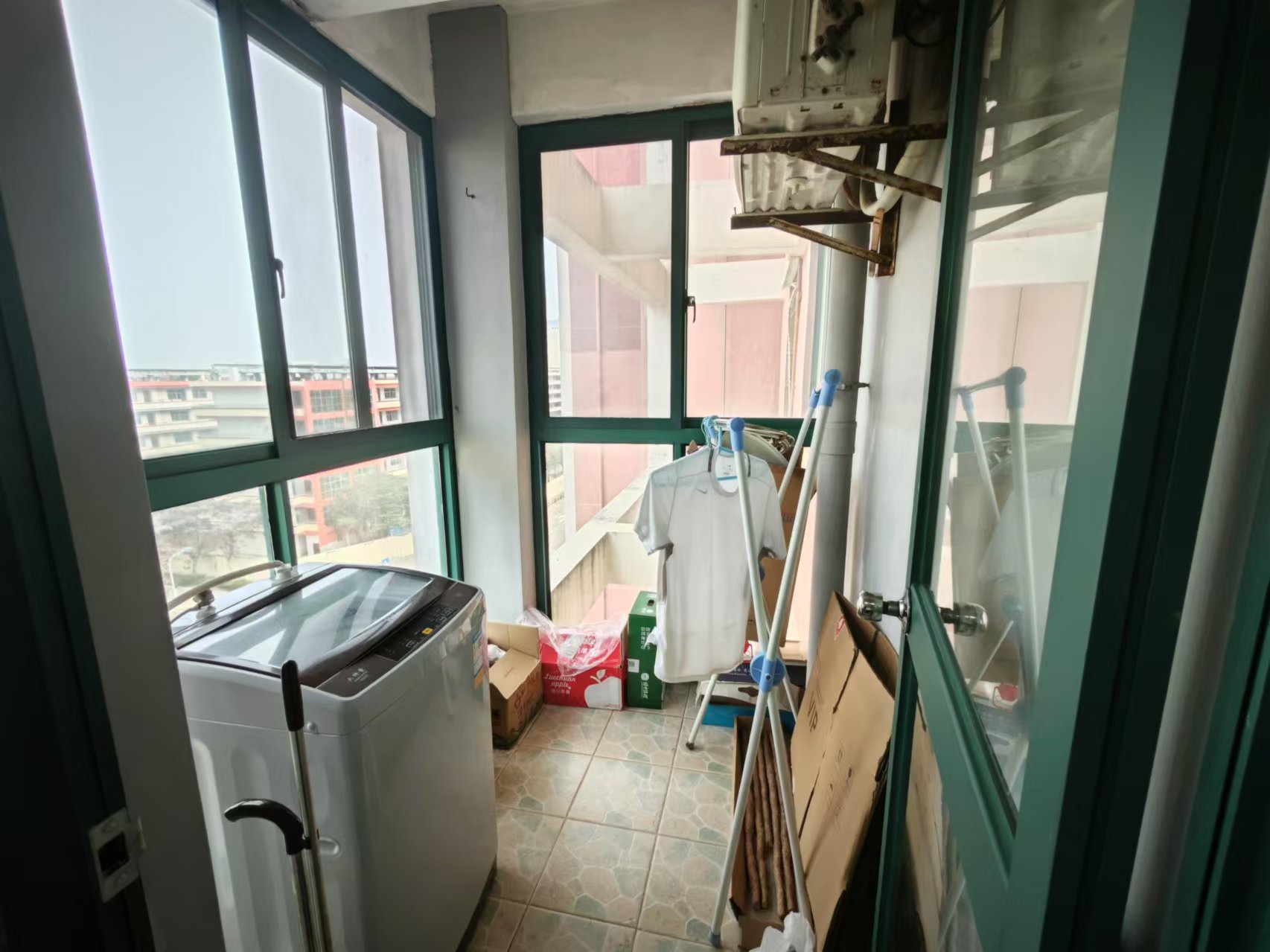 九九海景花园  1室1厅1卫    75.0万 九九海景花园  1室1厅1卫    75.0万室内图