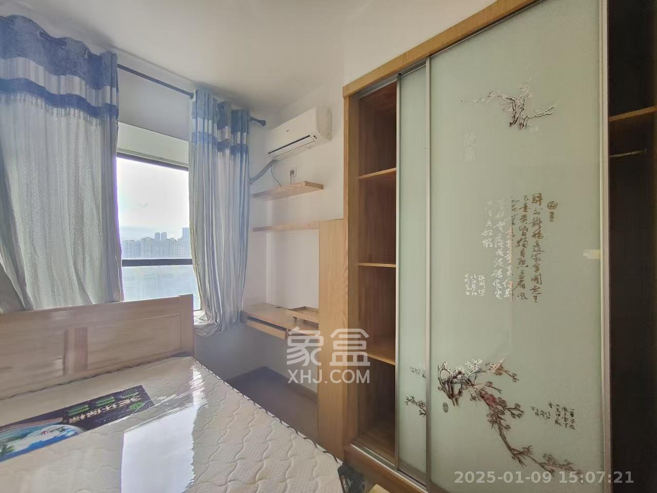 莱茵城  3室2厅2卫    2300.0元/月室内图