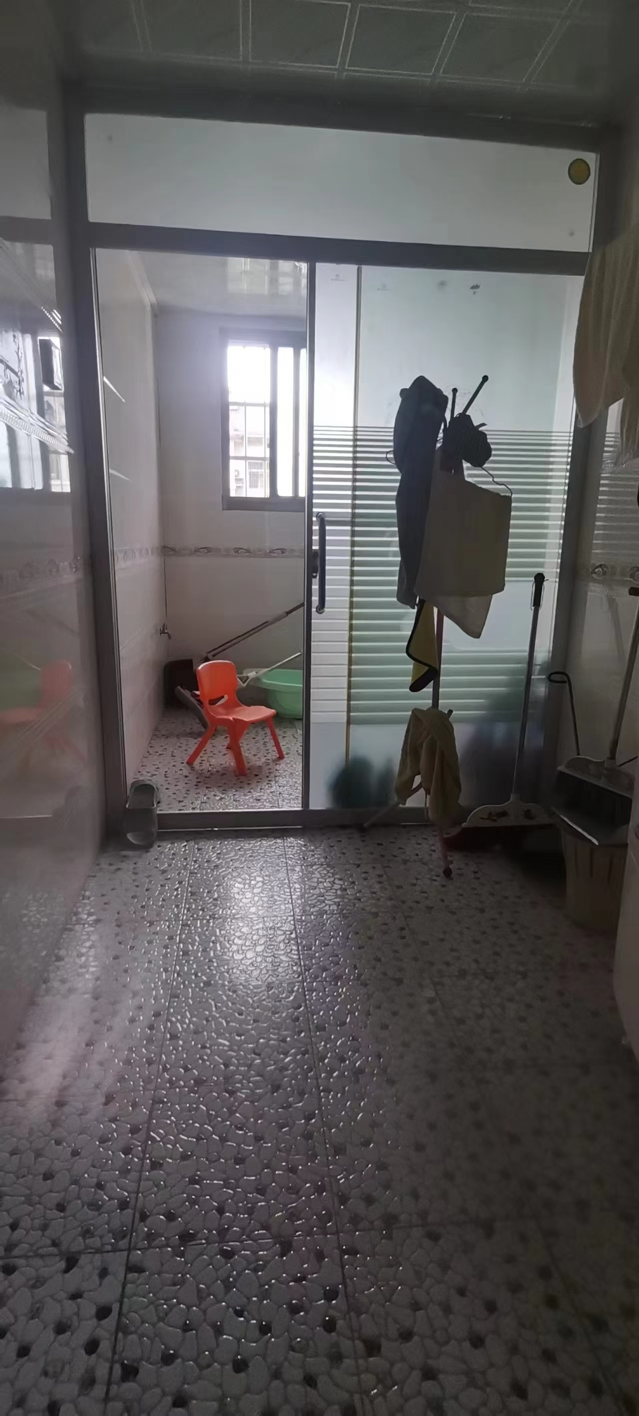 三星西街(三星摩托车城) 1室0厅0卫 39.8万 三星西街(三星摩托车城) 1室0厅0卫 39.8万客厅