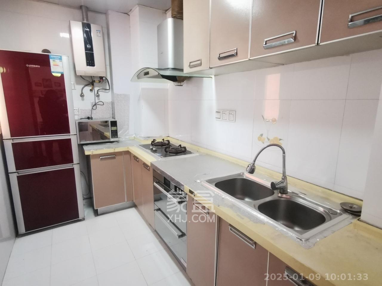 麓山润城 1室2厅2卫 2300.0元/月 麓山润城 1室2厅2卫 2300.0元/月室内图