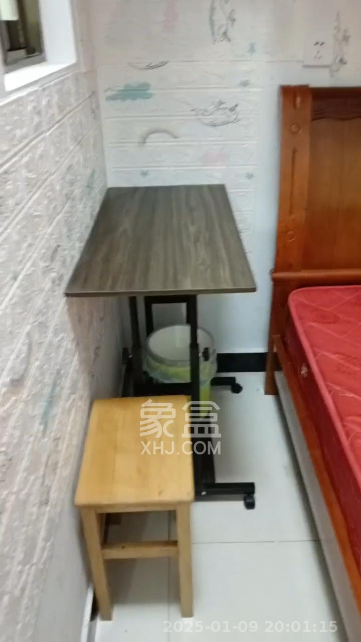 润泽园 1室1厅0卫 700.0元/月 润泽园 1室1厅0卫 700.0元/月室内图