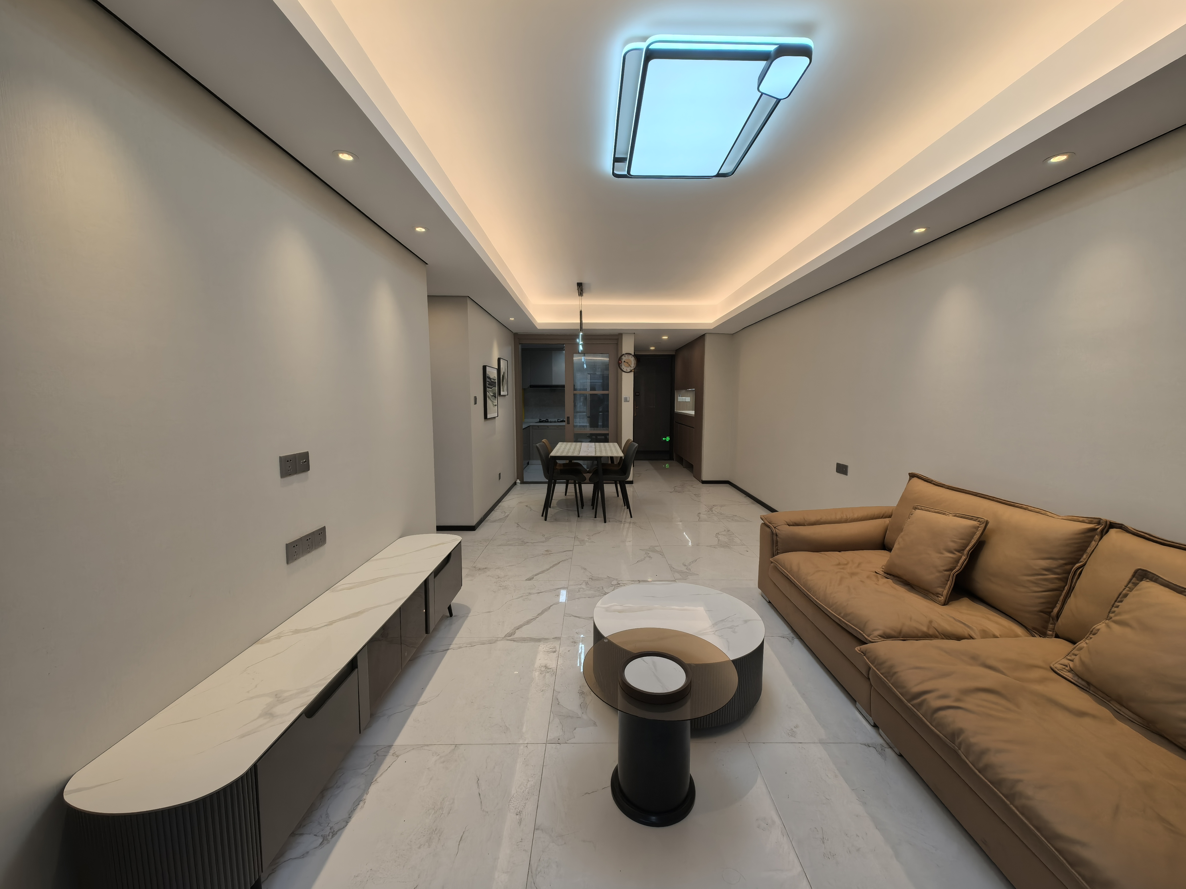 中海麓山境南区 3室2厅2卫 2900.0元/月 中海麓山境南区 3室2厅2卫 2900.0元/月户型图