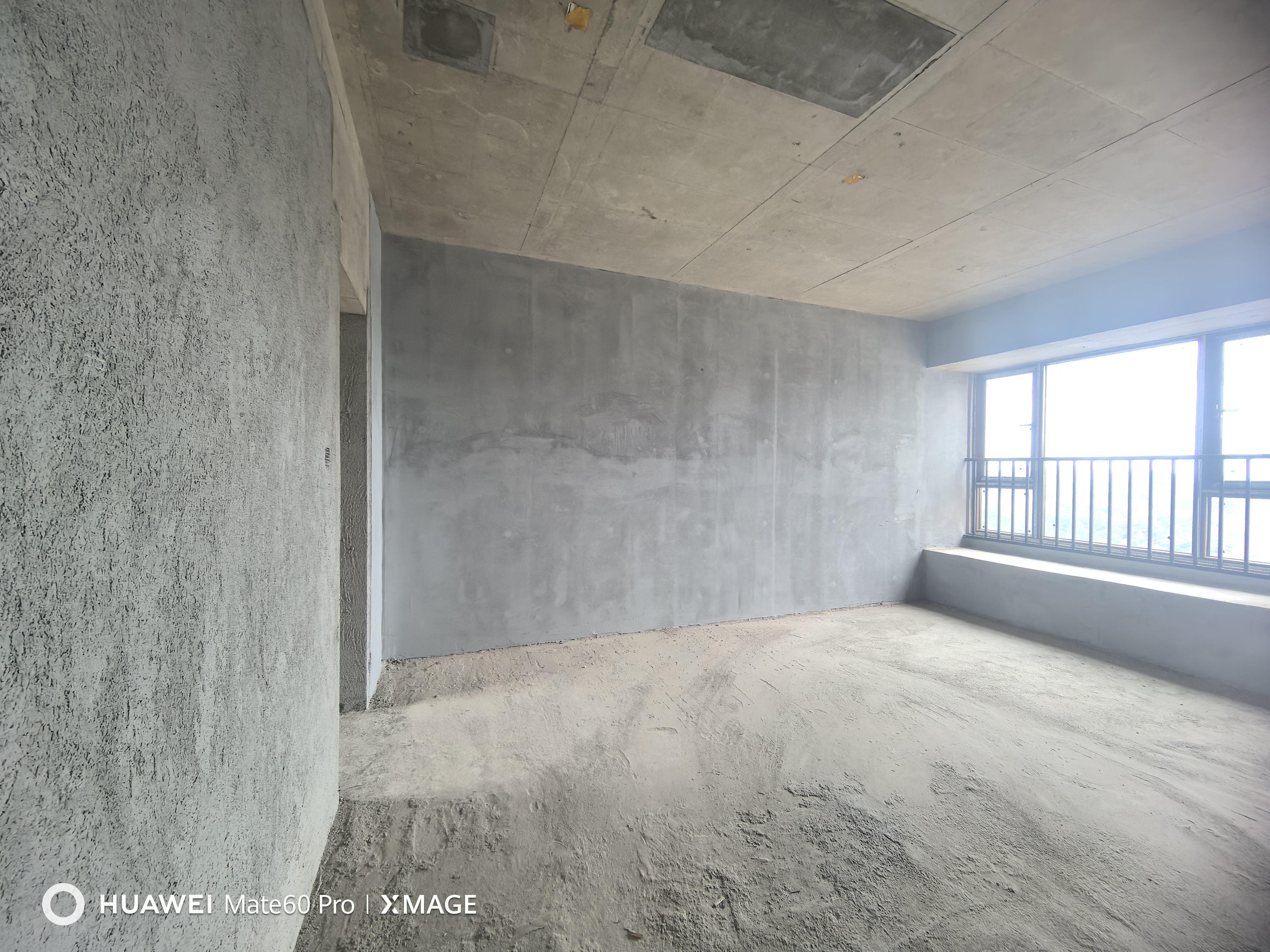 吉大汉珠山府 5室2厅2卫 89.8万 吉大汉珠山府 5室2厅2卫 89.8万客厅