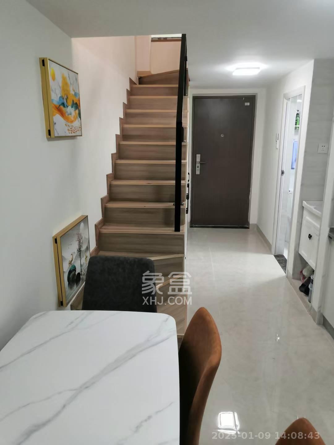 弘坤云寓 1室1厅1卫 2500.0元/月 弘坤云寓 1室1厅1卫 2500.0元/月室内图