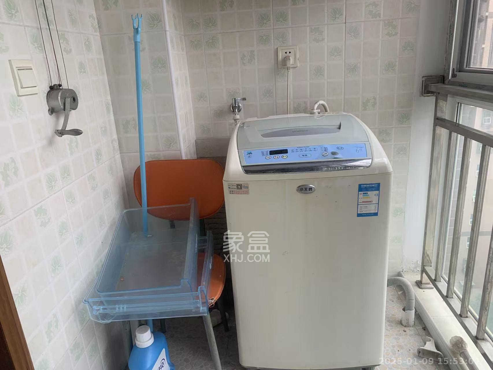 水映青山  2室2厅1卫   1900.00元/月室内图