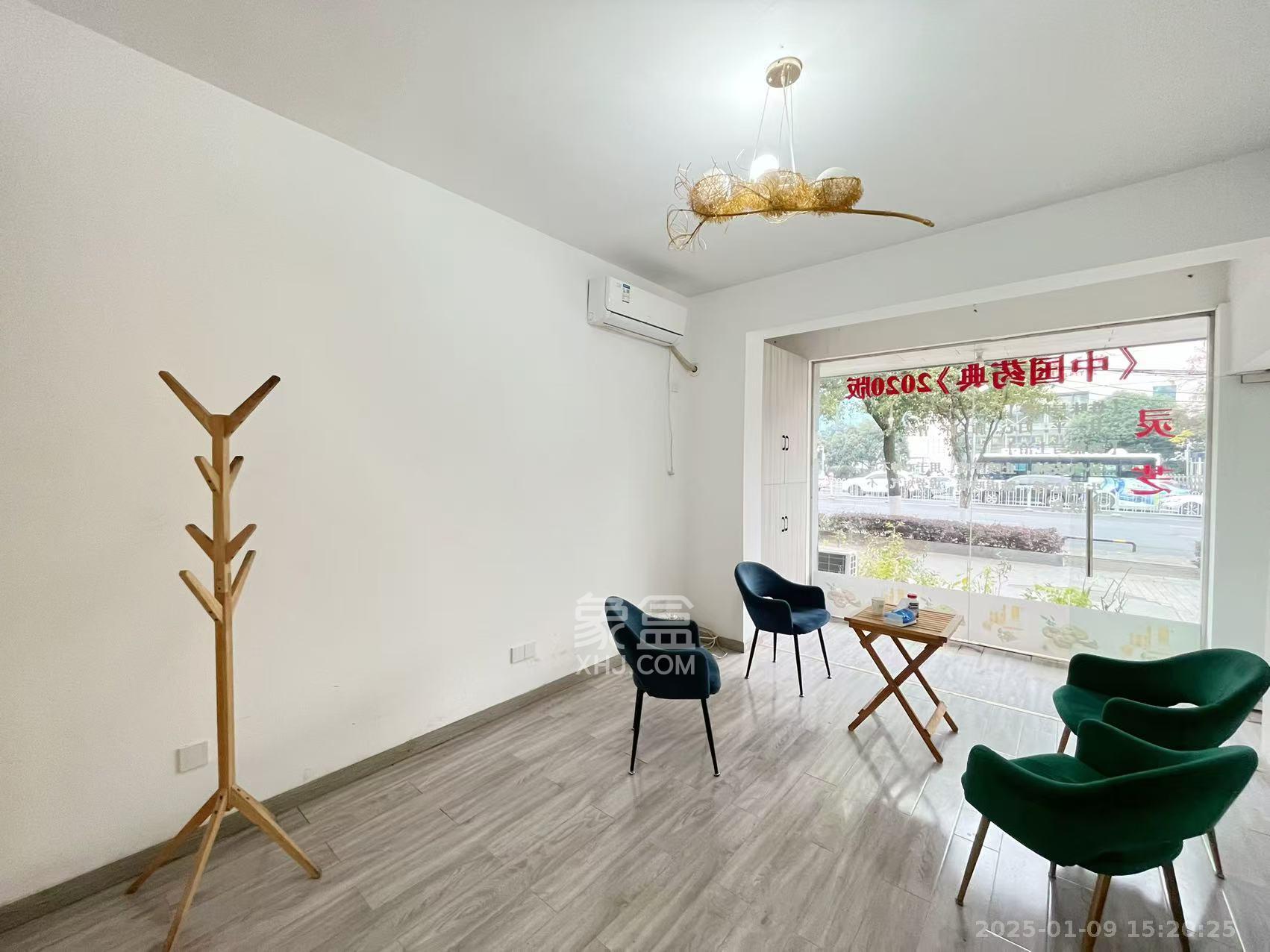 轴承厂宿舍 3室2厅1卫 35000.0元/月 轴承厂宿舍 3室2厅1卫 35000.0元/月室内图