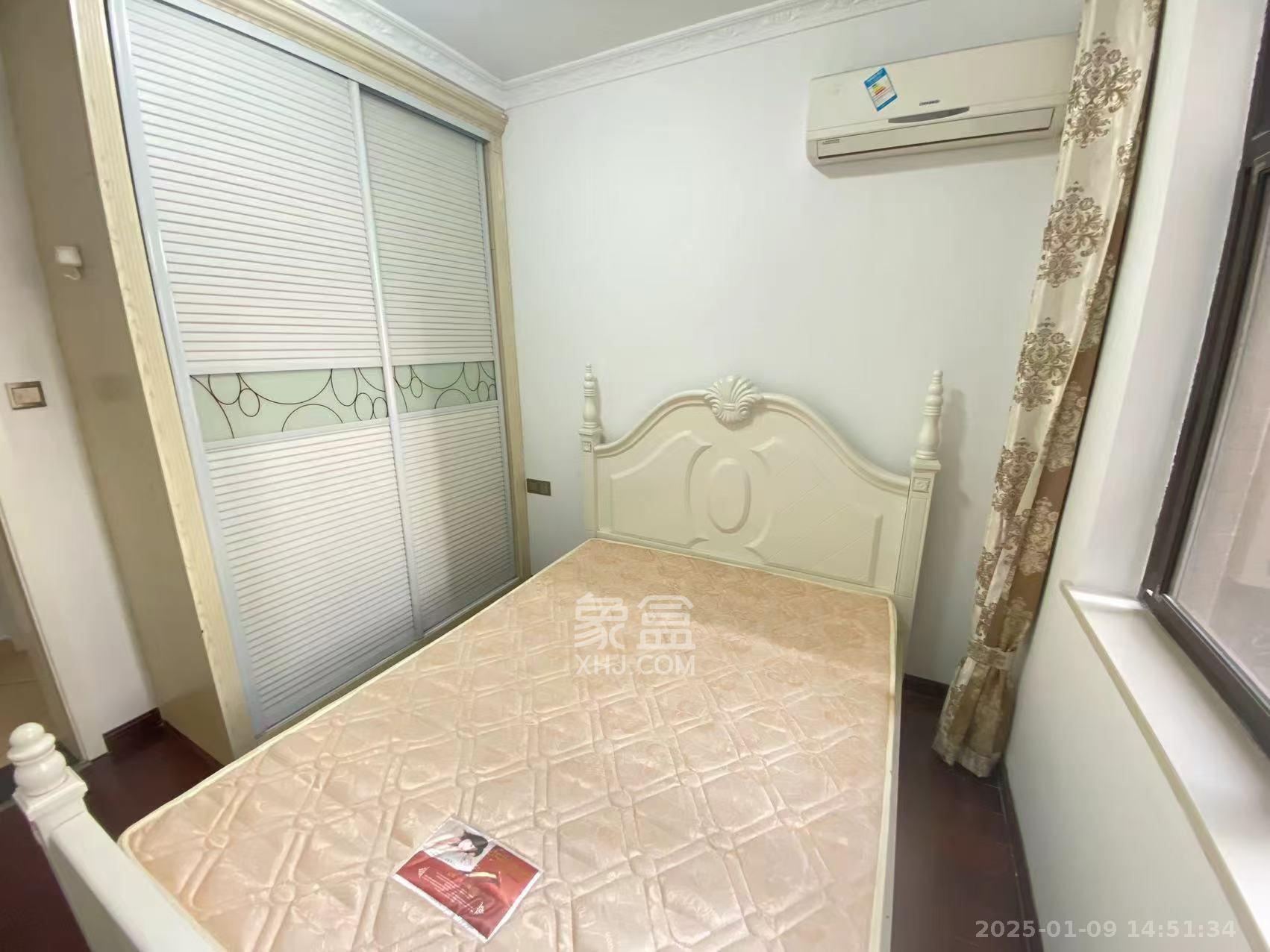 钱隆樽品(一、二、三期) 4室2厅2卫 4500.0元/月 钱隆樽品(一、二、三期) 4室2厅2卫 4500.0元/月室内图