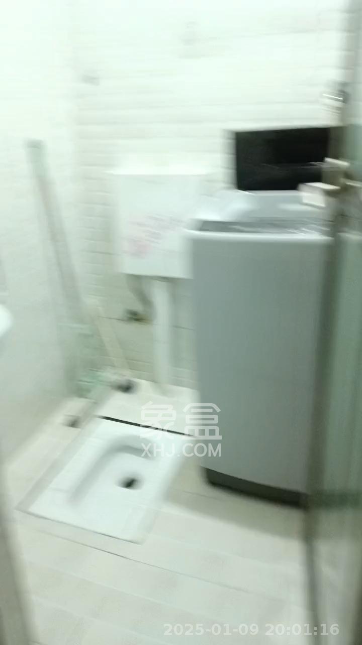 润泽园 1室1厅0卫 700.0元/月 润泽园 1室1厅0卫 700.0元/月室内图