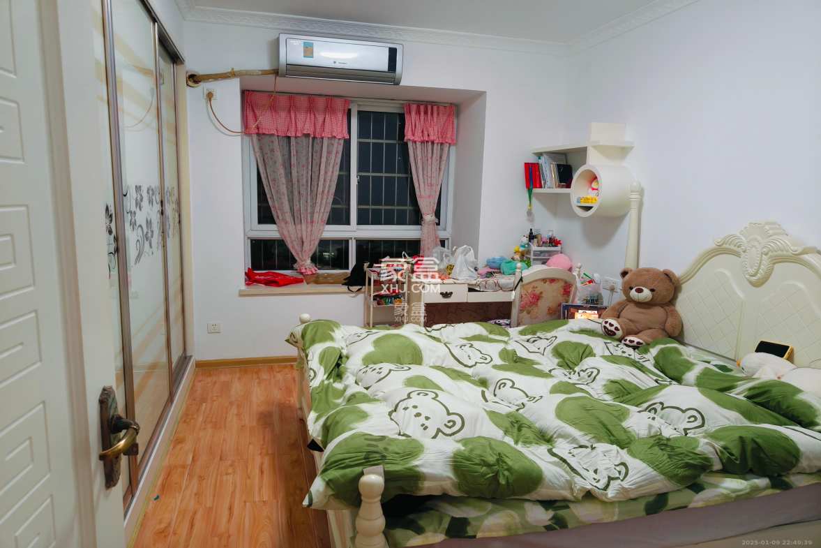 嘉盛和园 4室2厅2卫 3500.0元/月 嘉盛和园 4室2厅2卫 3500.0元/月室内图