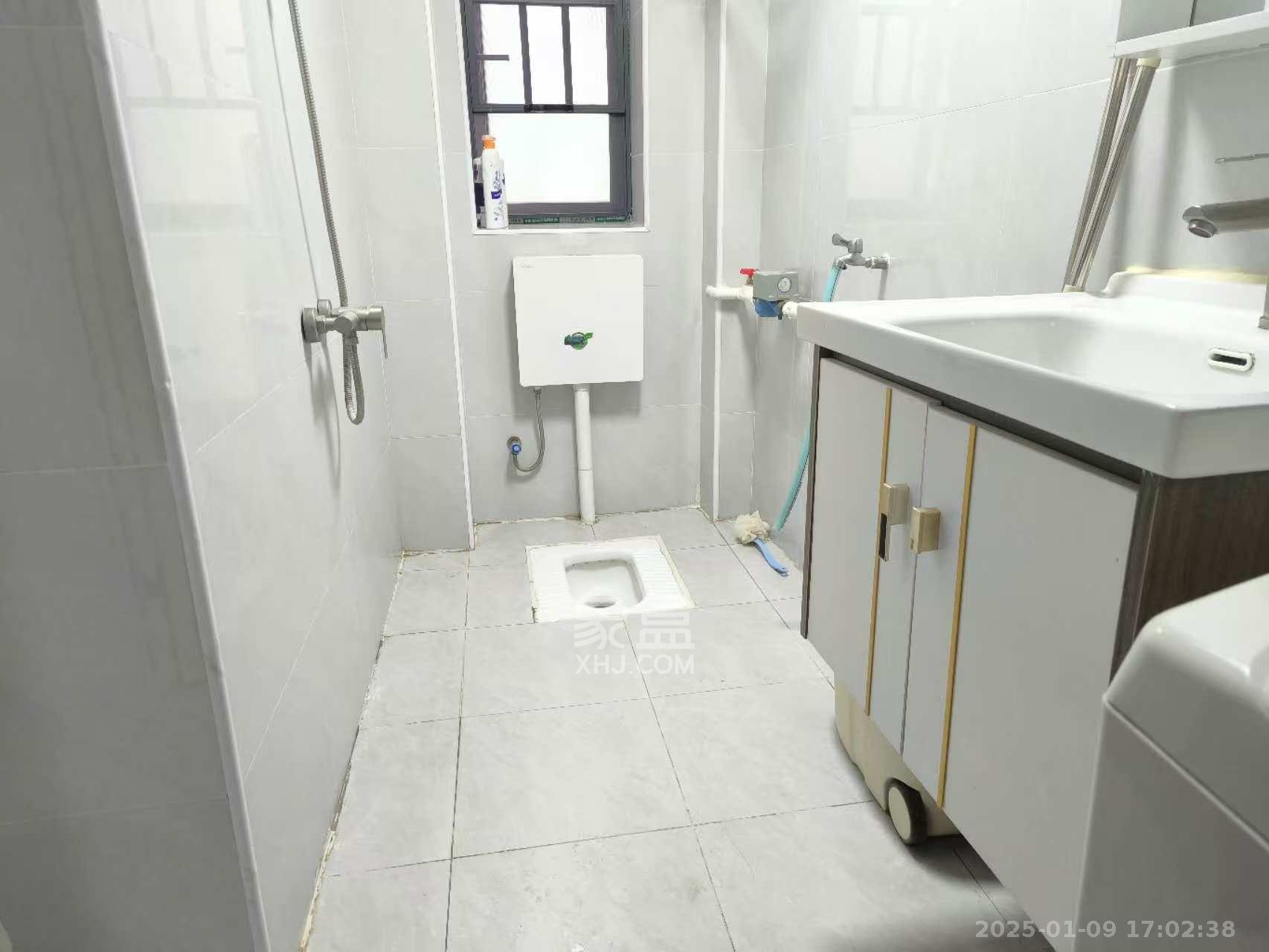 湖南省体育局单位宿舍（省体总会宿舍）  3室2厅1卫   2800.00元/月室内图