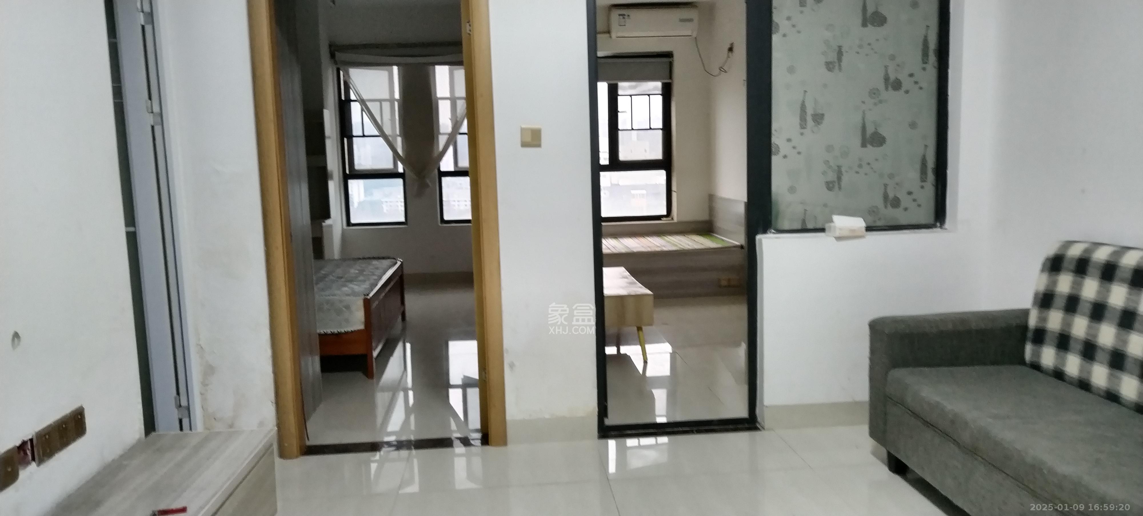 天鸿天府(天鸿中央大院) 1室1厅1卫 2100.0元/月 天鸿天府(天鸿中央大院) 1室1厅1卫 2100.0元/月室内图