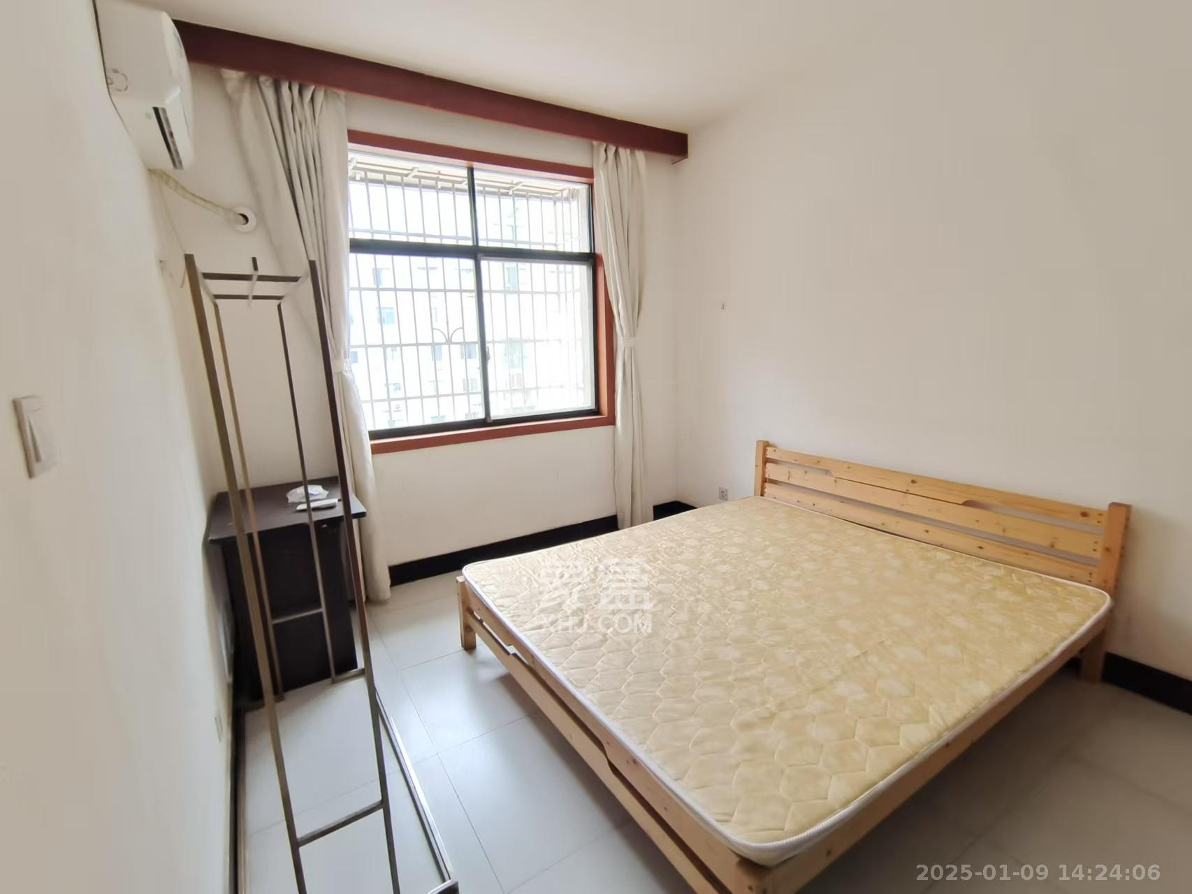 黄鹤小区4片 2室2厅1卫 1500.0元/月 黄鹤小区4片 2室2厅1卫 1500.0元/月室内图