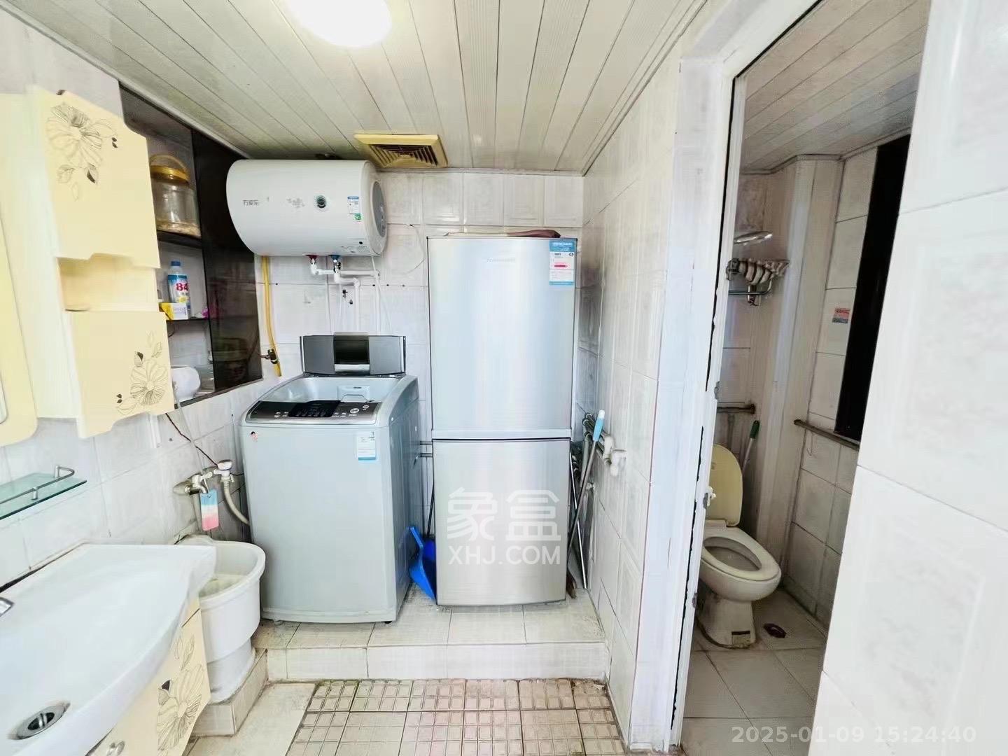 熙台岭巷散盘 2室1厅1卫 1600.0元/月 熙台岭巷散盘 2室1厅1卫 1600.0元/月室内图