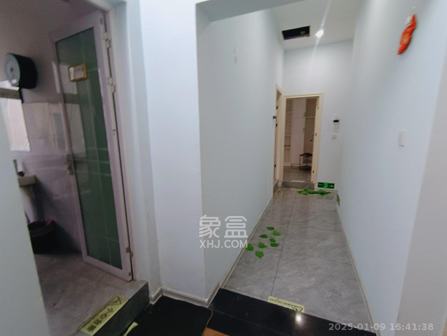 阳光100一期、四五期   152.0㎡      6000.0元/月室内图